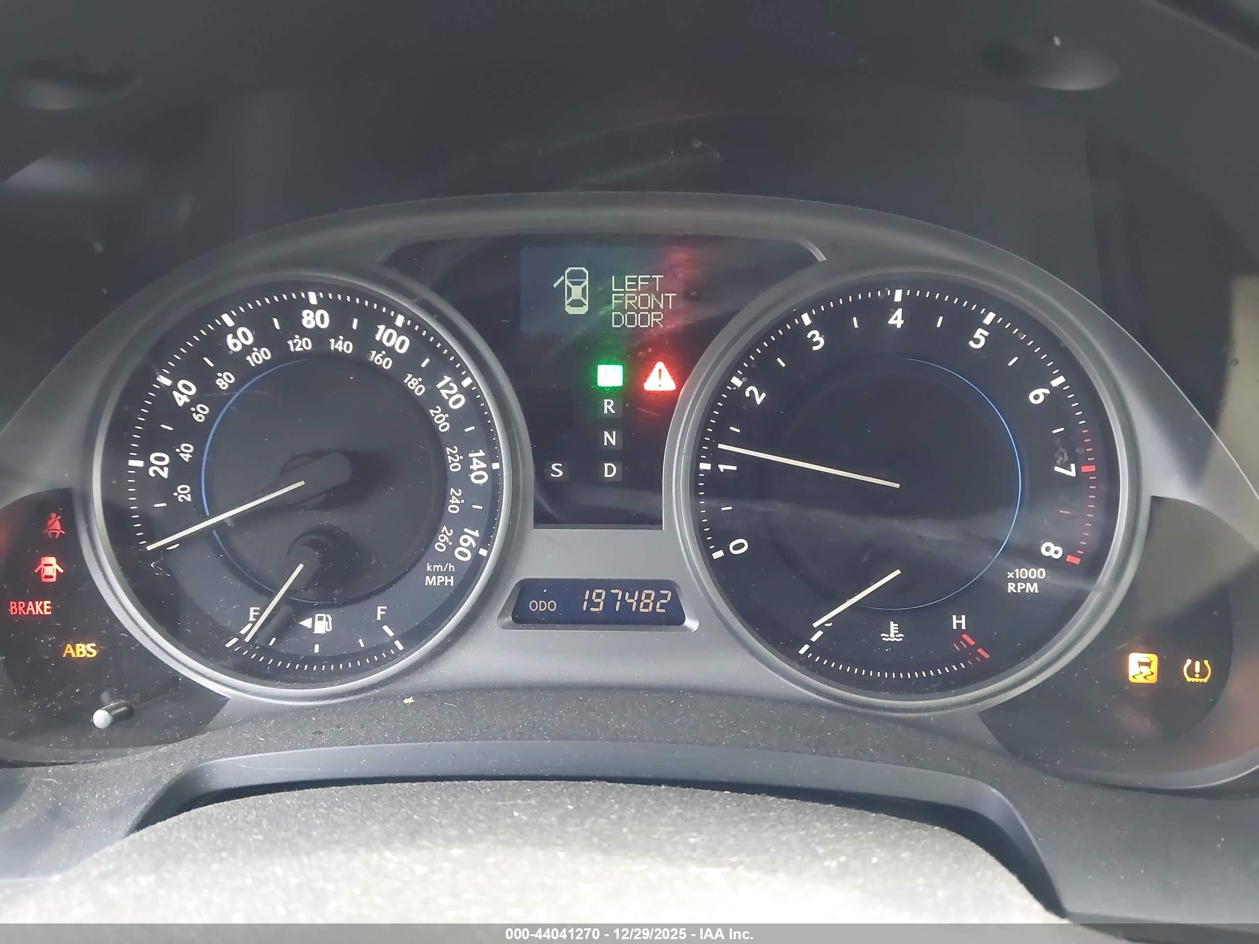LEXUS IS image 7