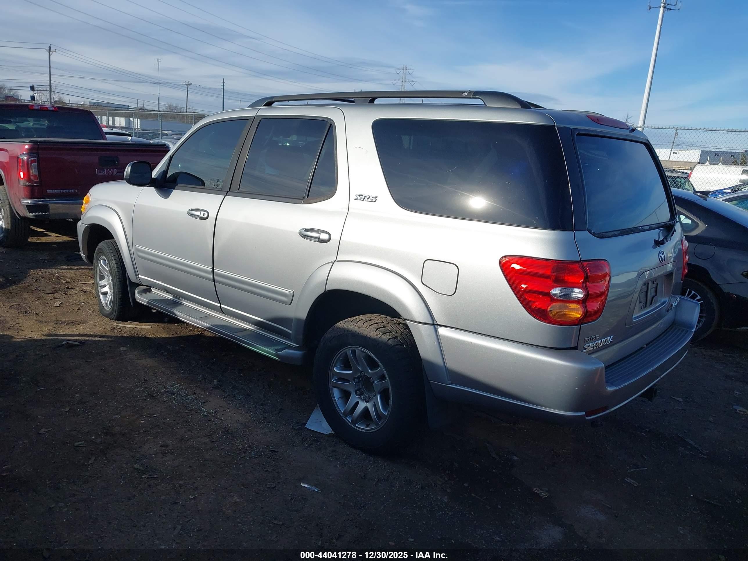 TOYOTA SEQUOIA image 3