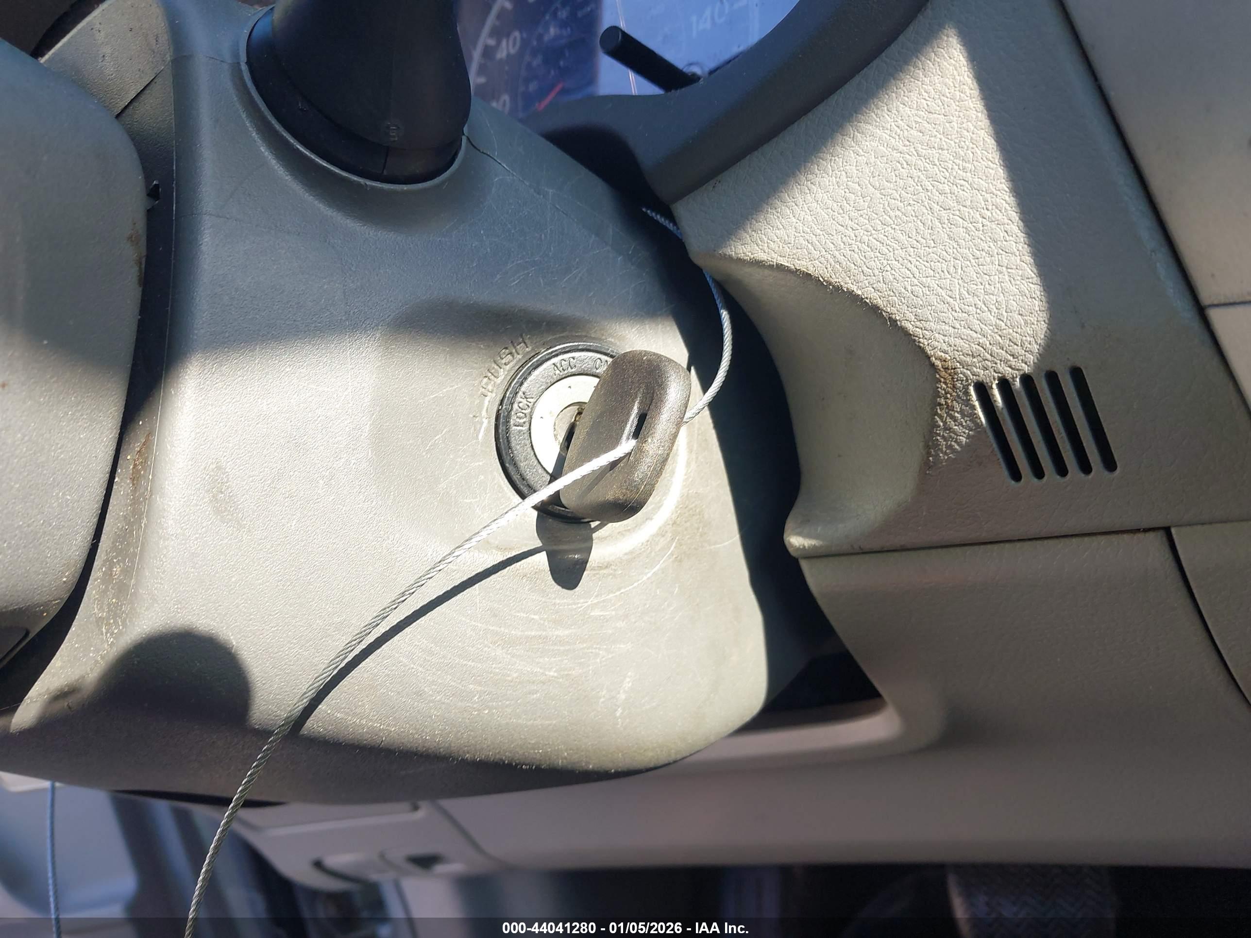 TOYOTA COROLLA image 11