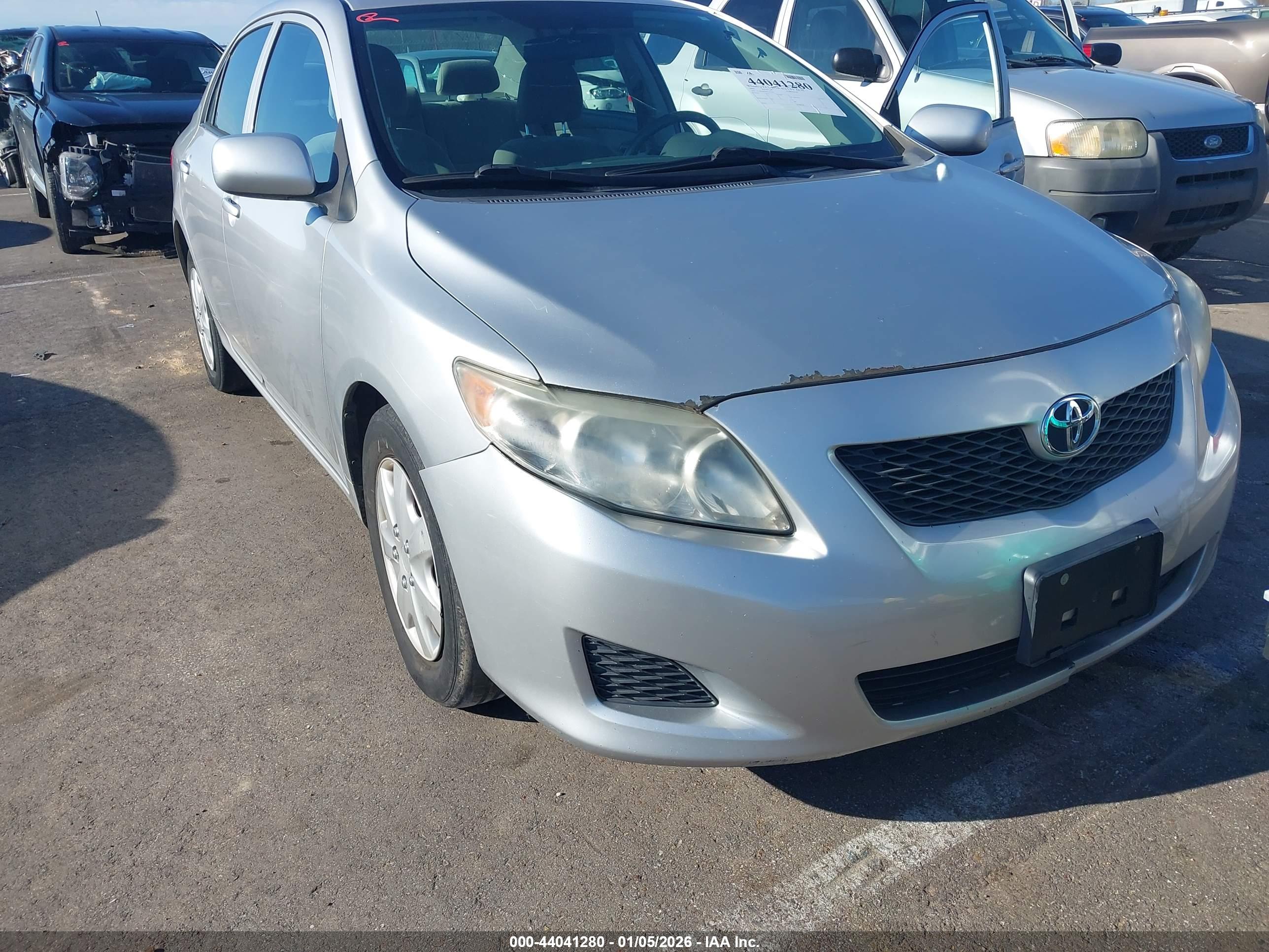 TOYOTA COROLLA image 6