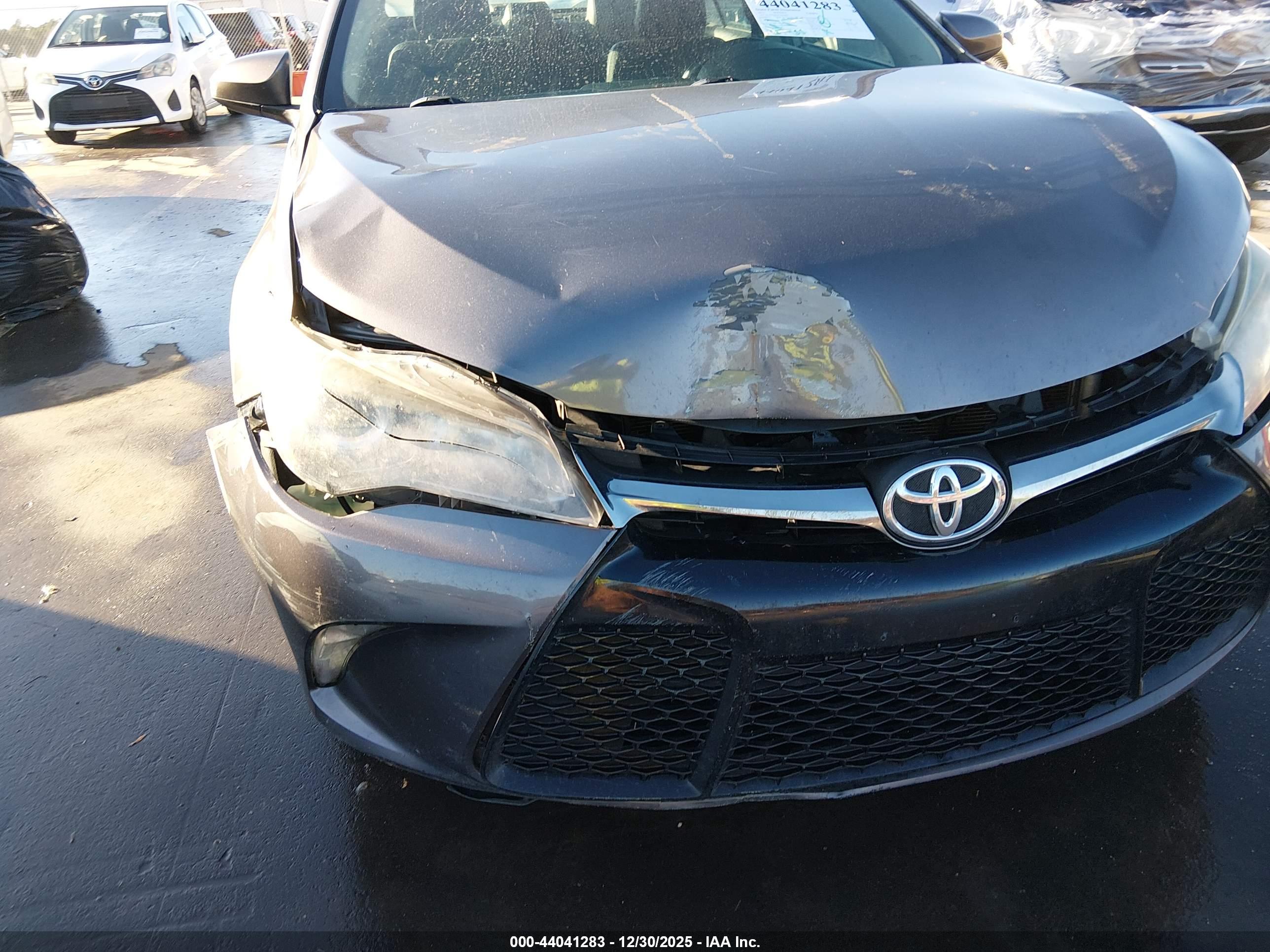 TOYOTA CAMRY image 6