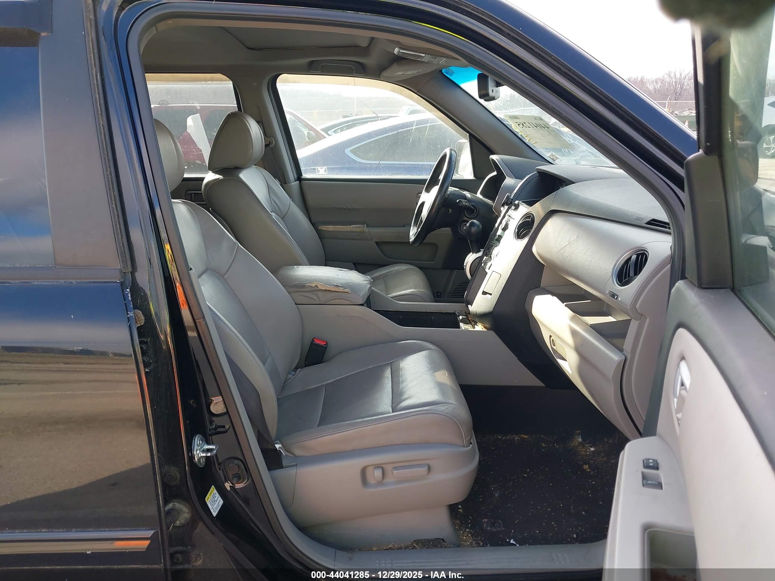 HONDA PILOT image 5