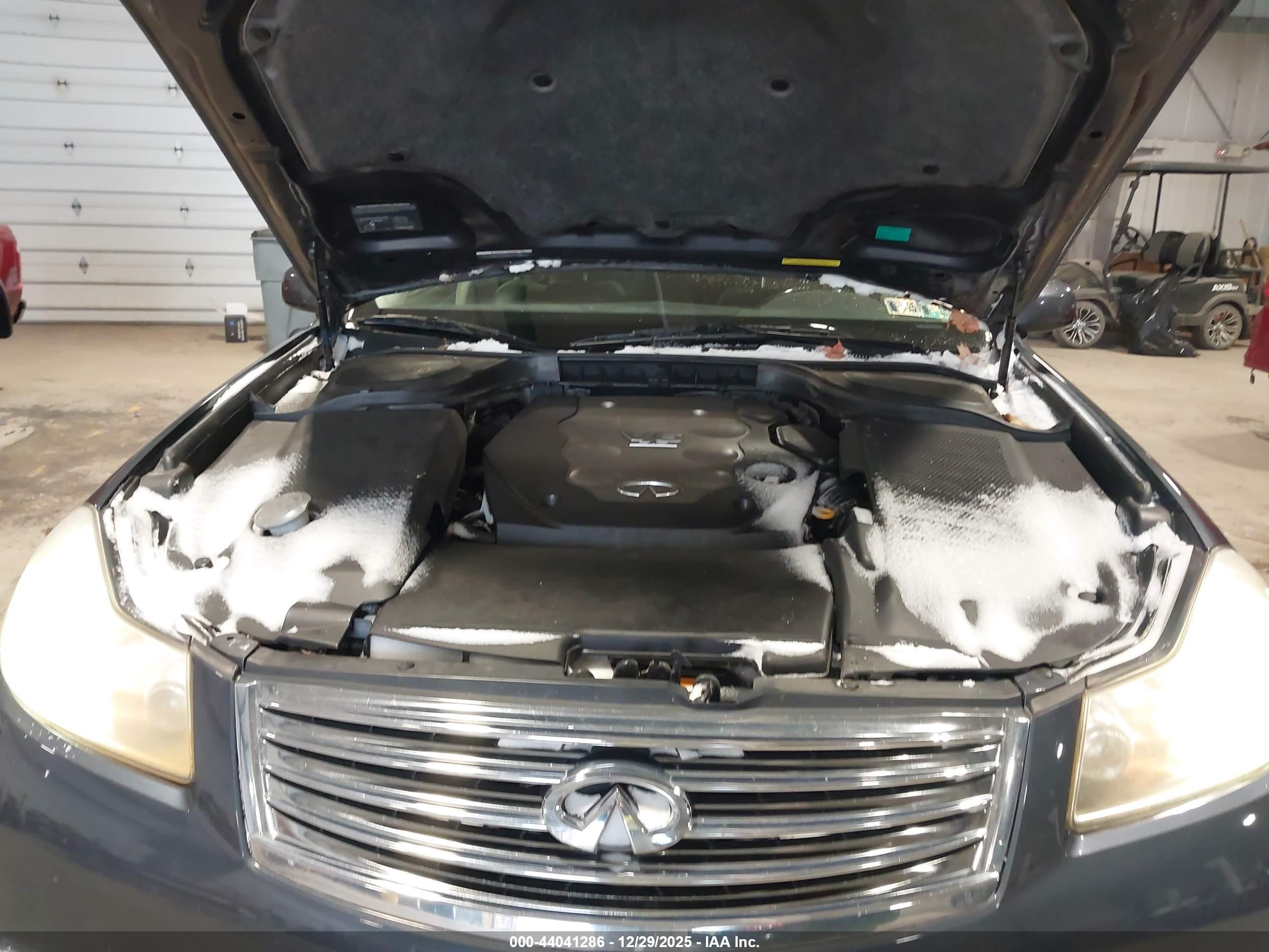INFINITI M35X image 10