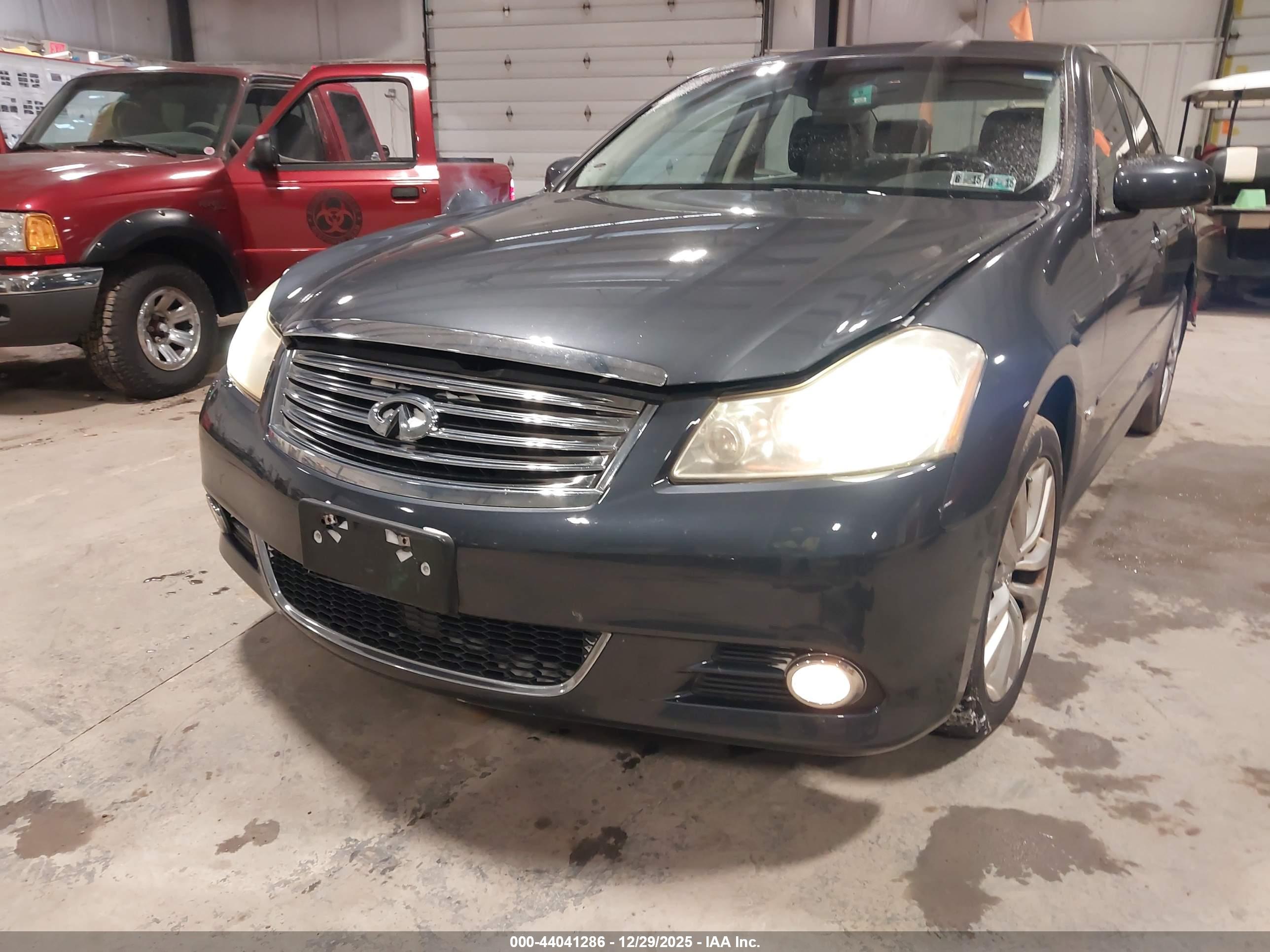 INFINITI M35X image 6