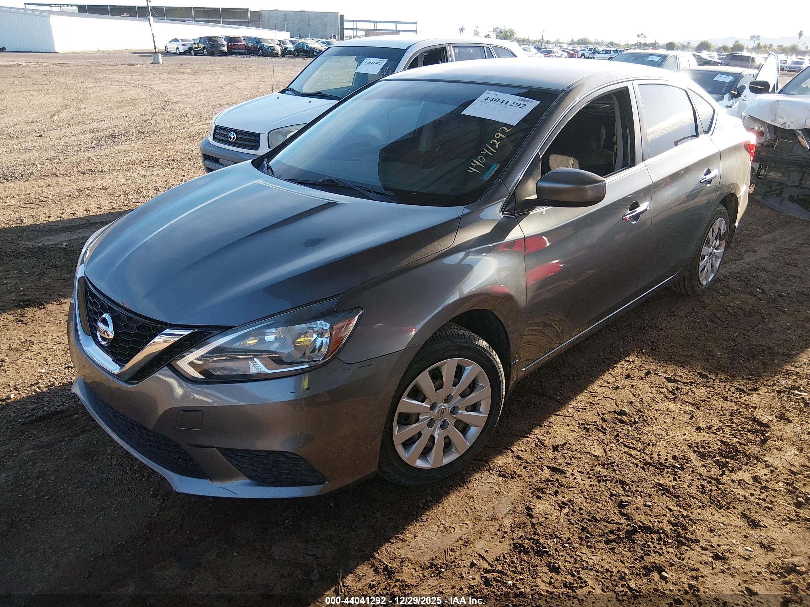 NISSAN SENTRA image 2