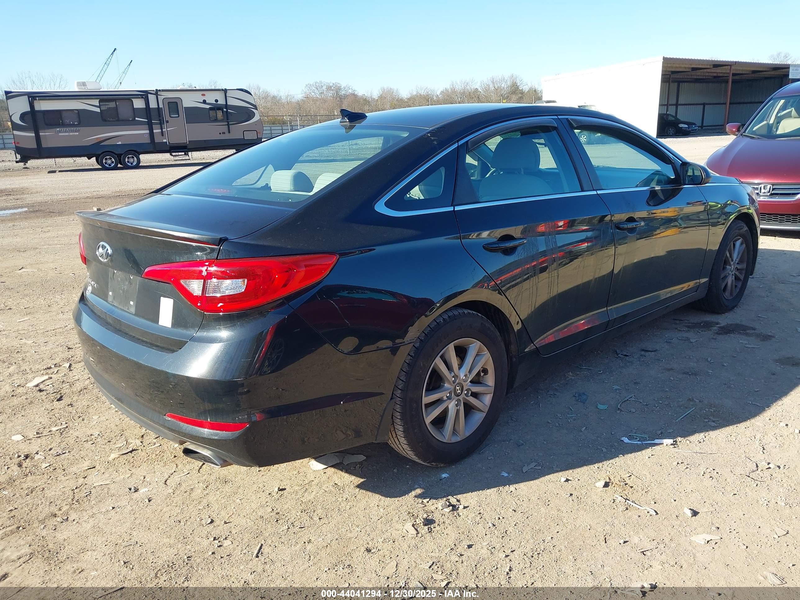 HYUNDAI SONATA image 4