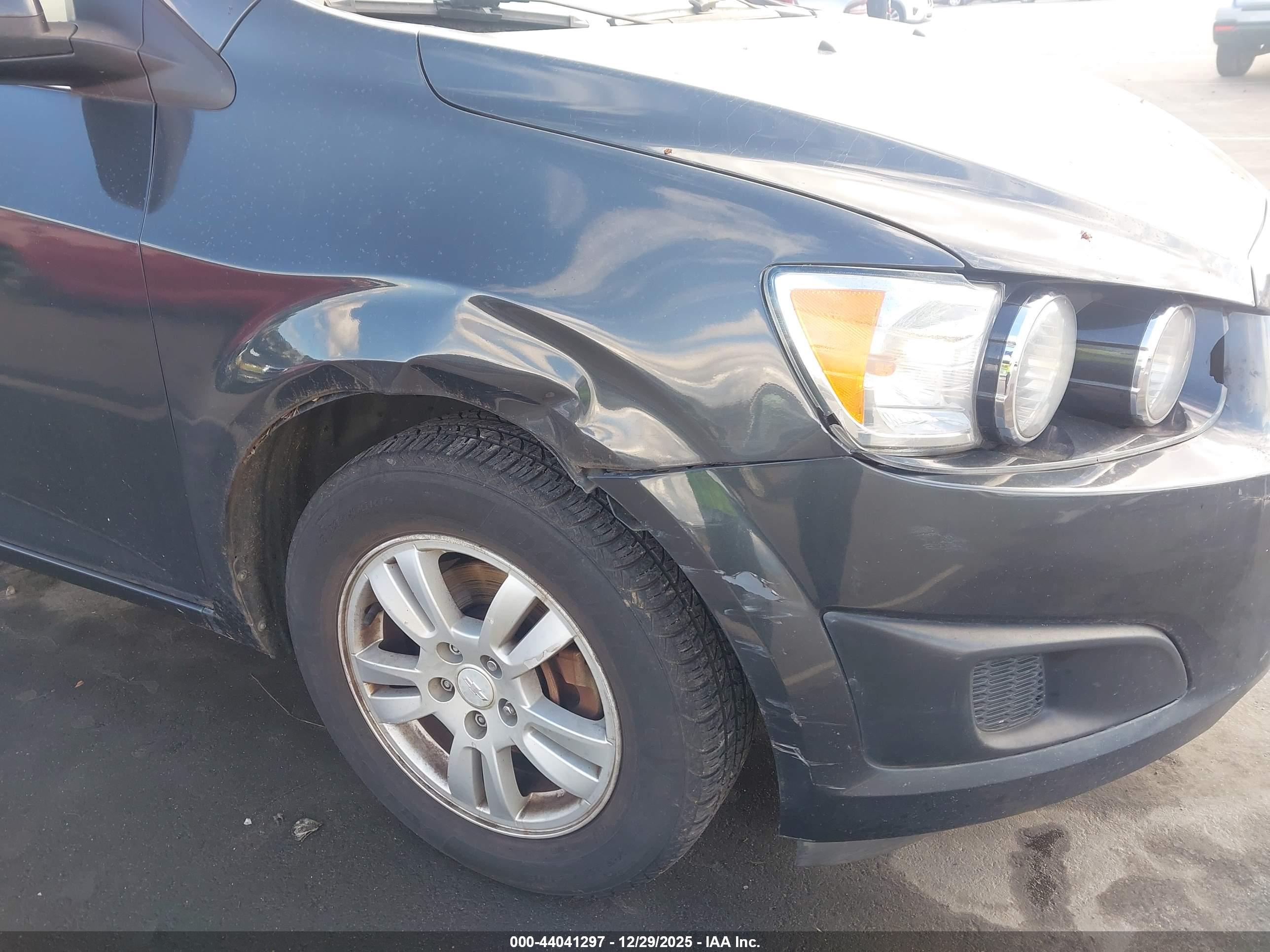CHEVROLET SONIC image 6
