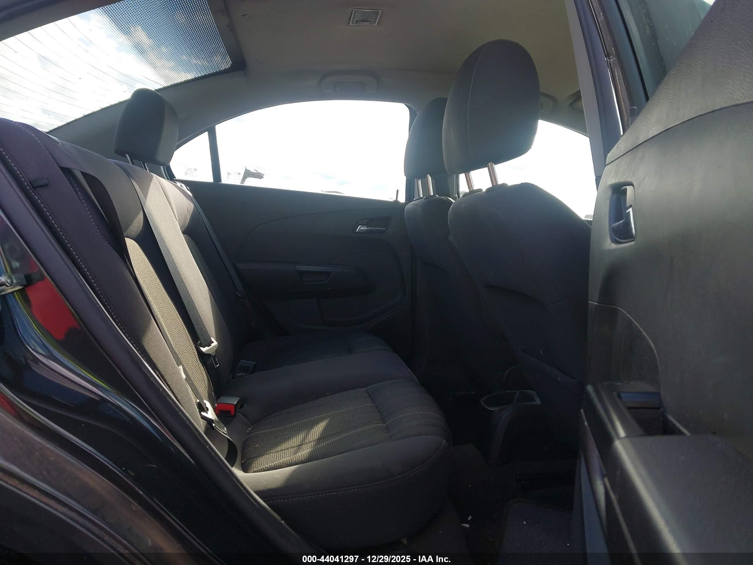 CHEVROLET SONIC image 8