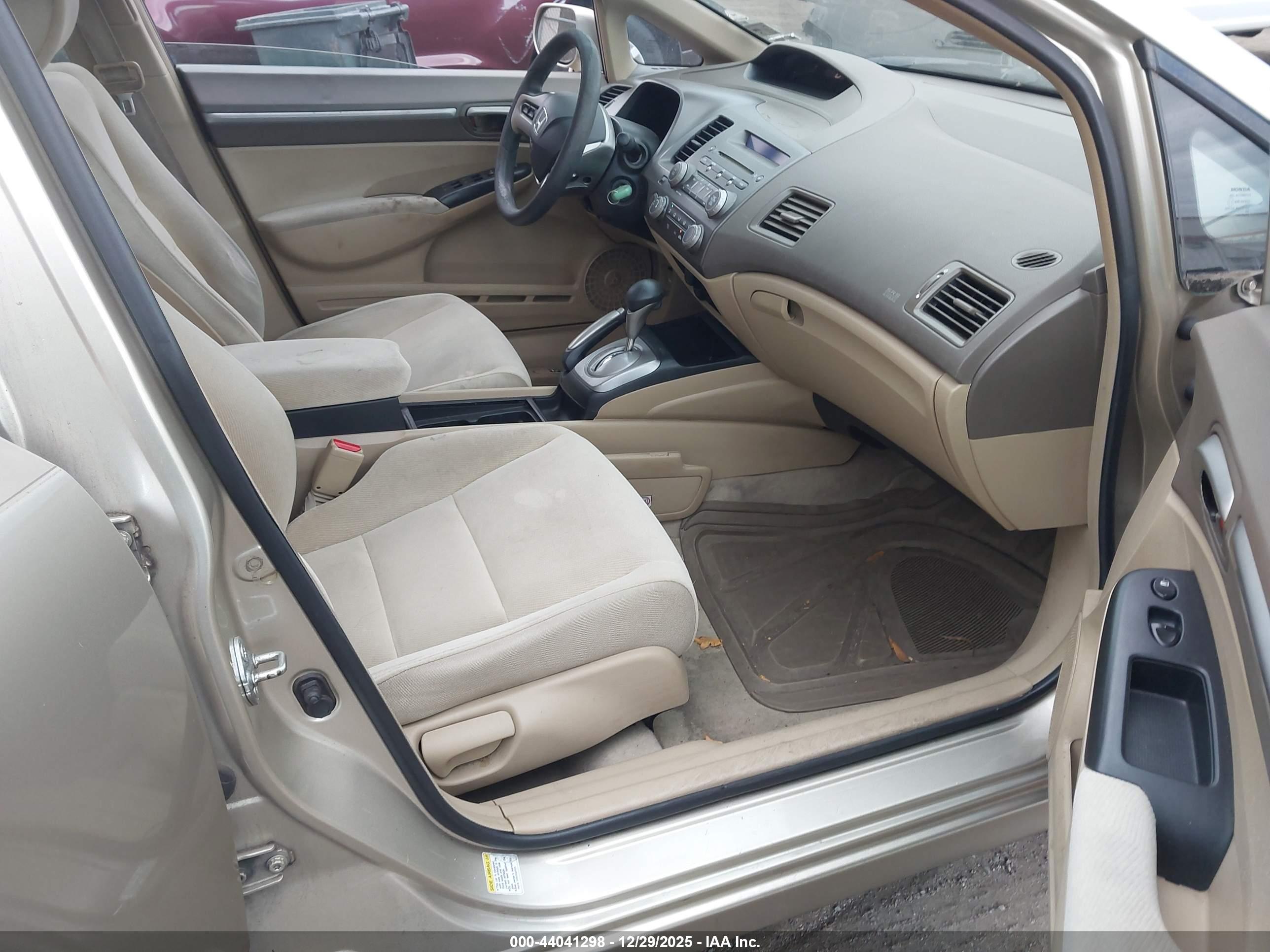 HONDA CIVIC image 5
