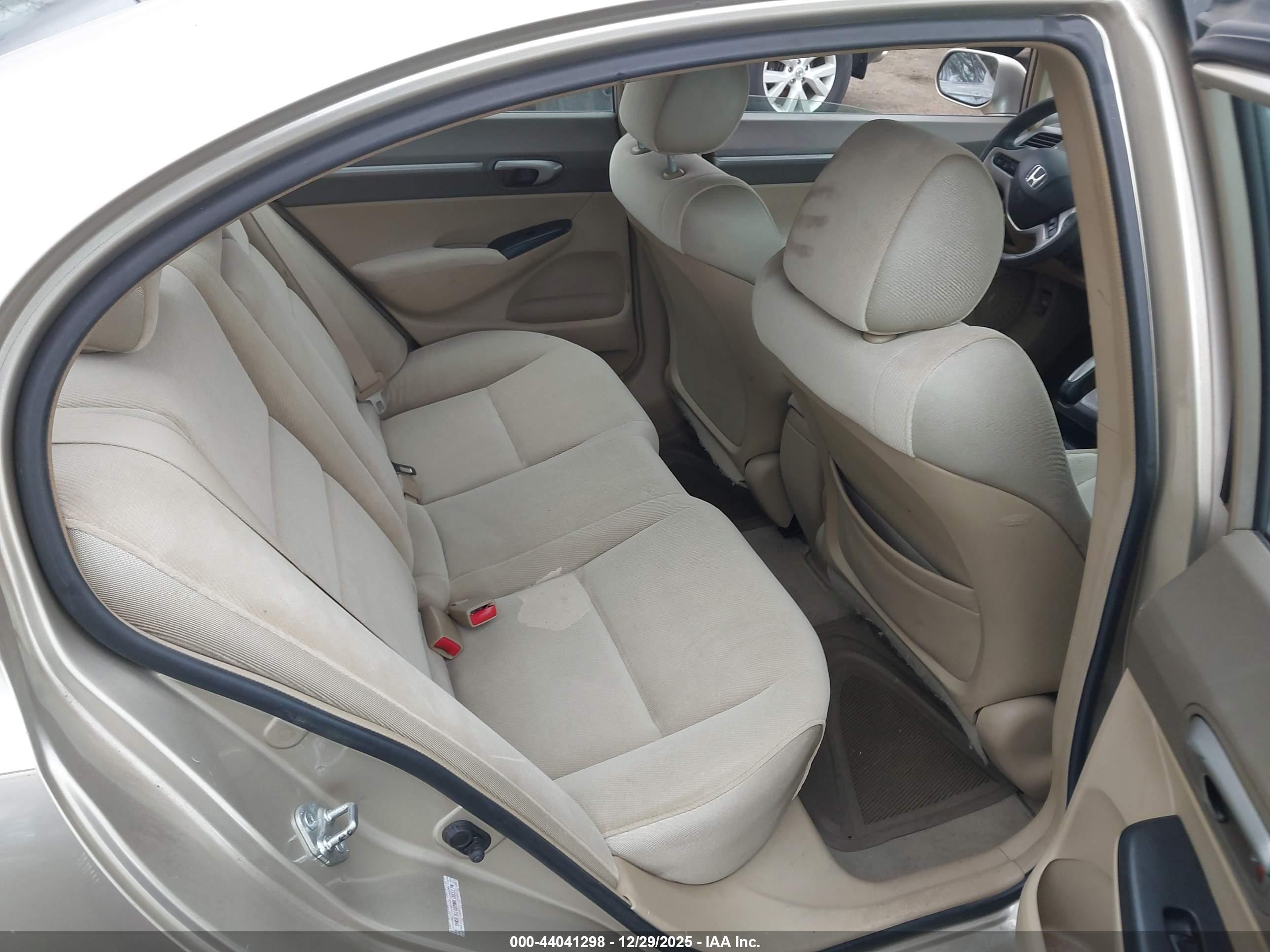HONDA CIVIC image 8