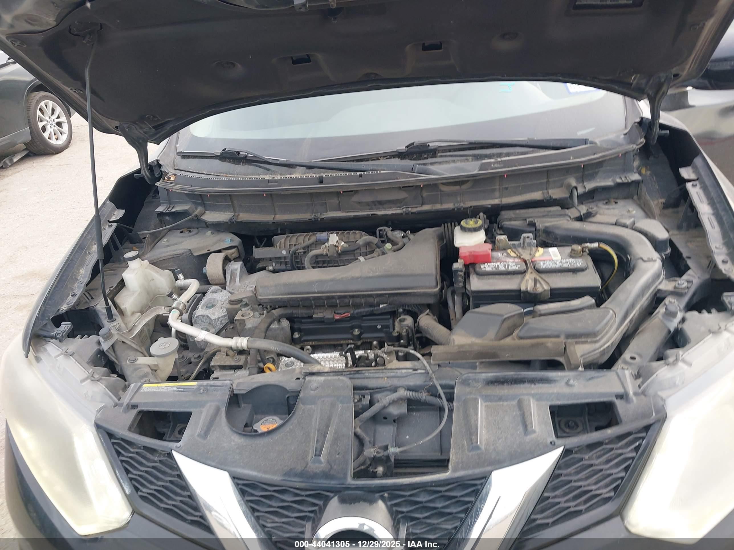 NISSAN ROGUE image 10