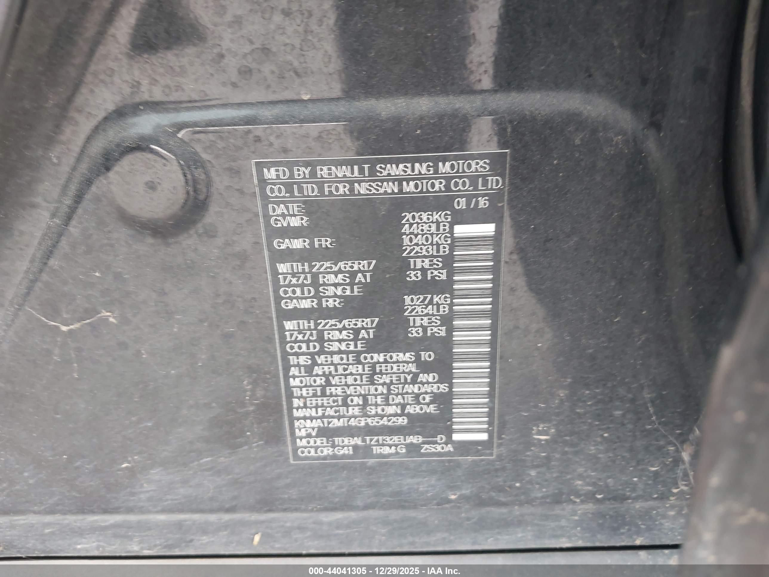 NISSAN ROGUE image 9