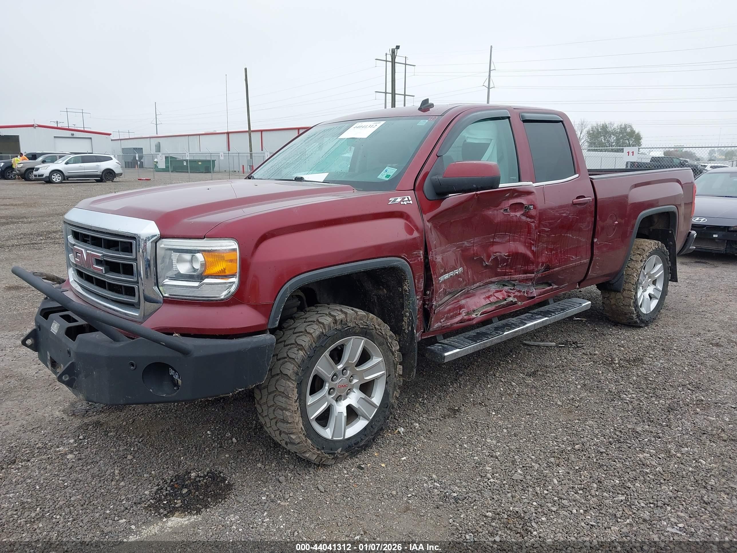 GMC SIERRA image 6
