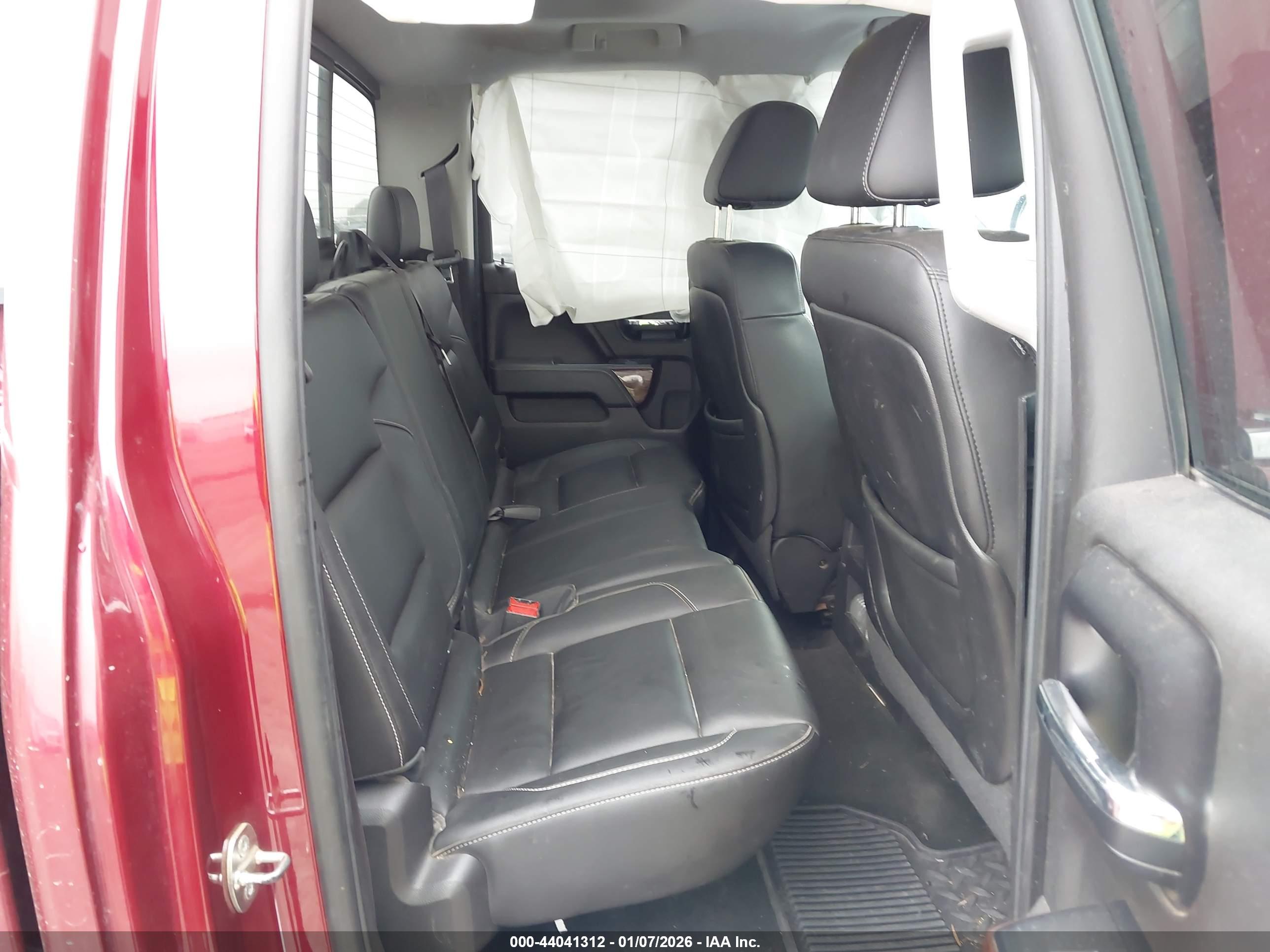 GMC SIERRA image 8