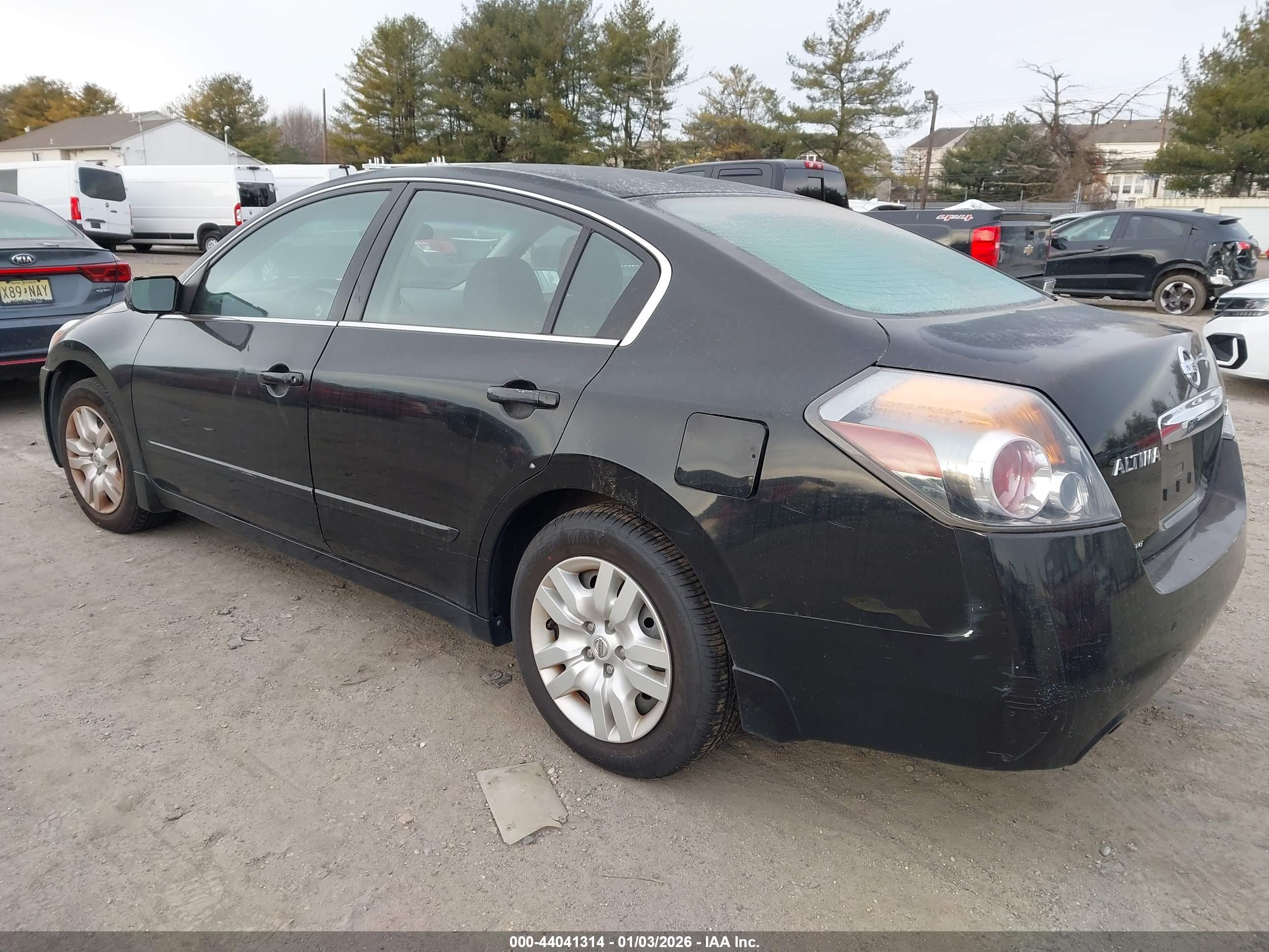 NISSAN ALTIMA image 3