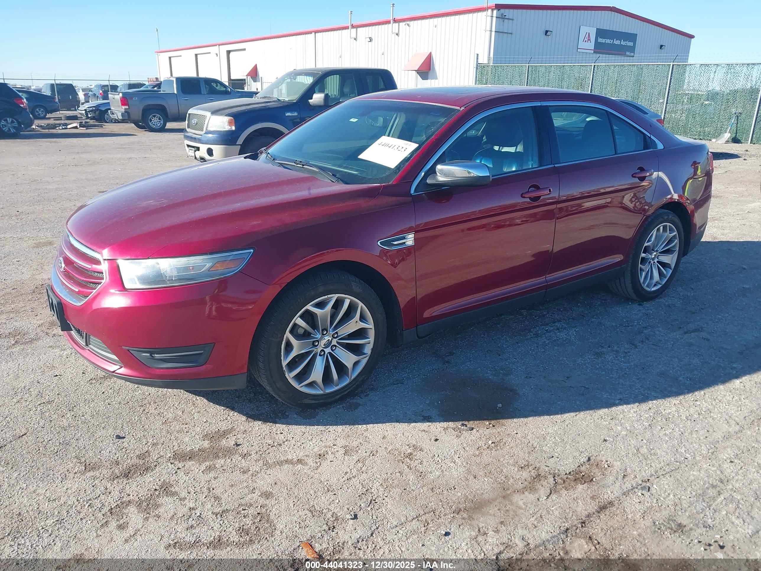 FORD TAURUS image 2