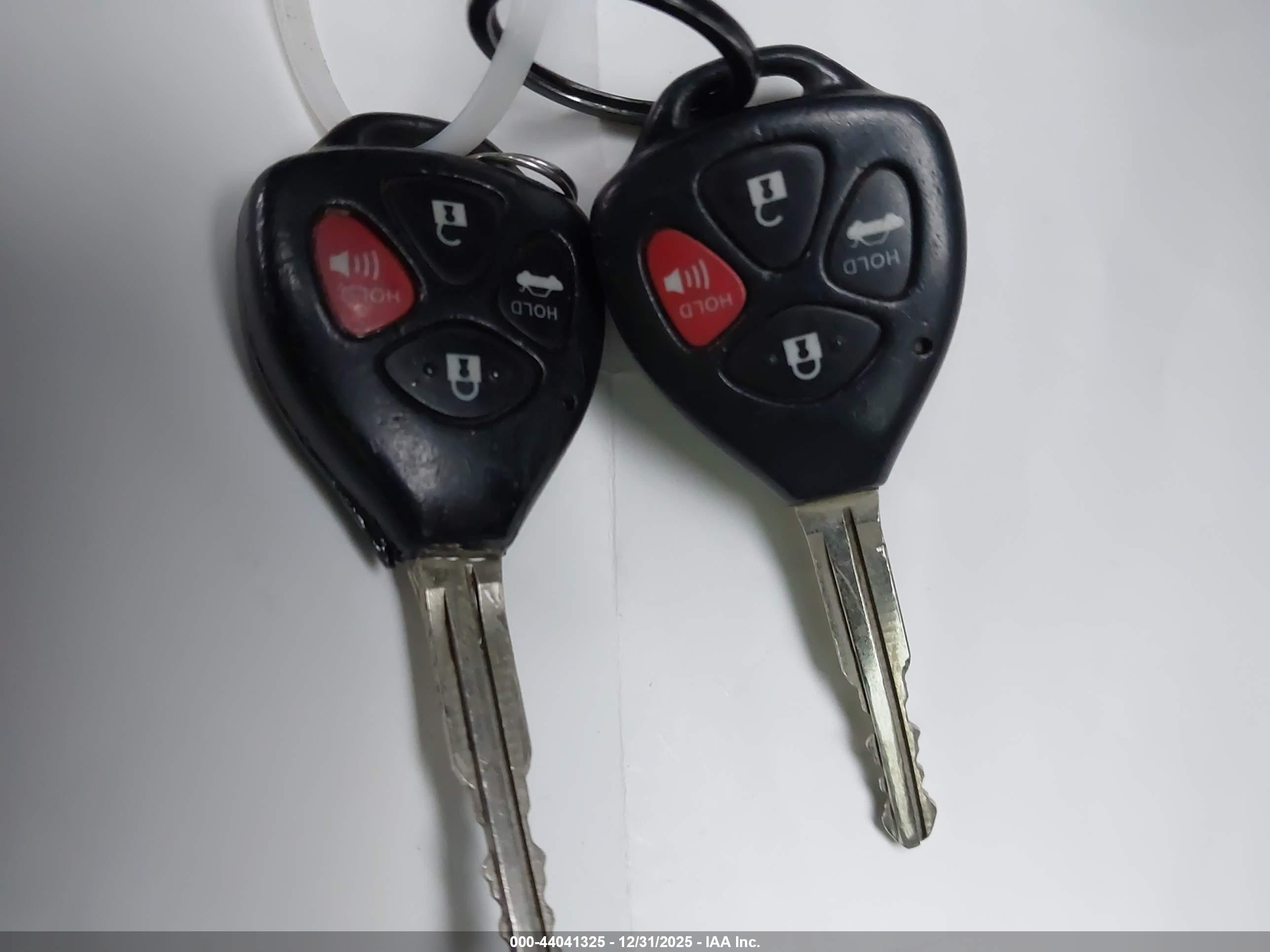 TOYOTA COROLLA image 11
