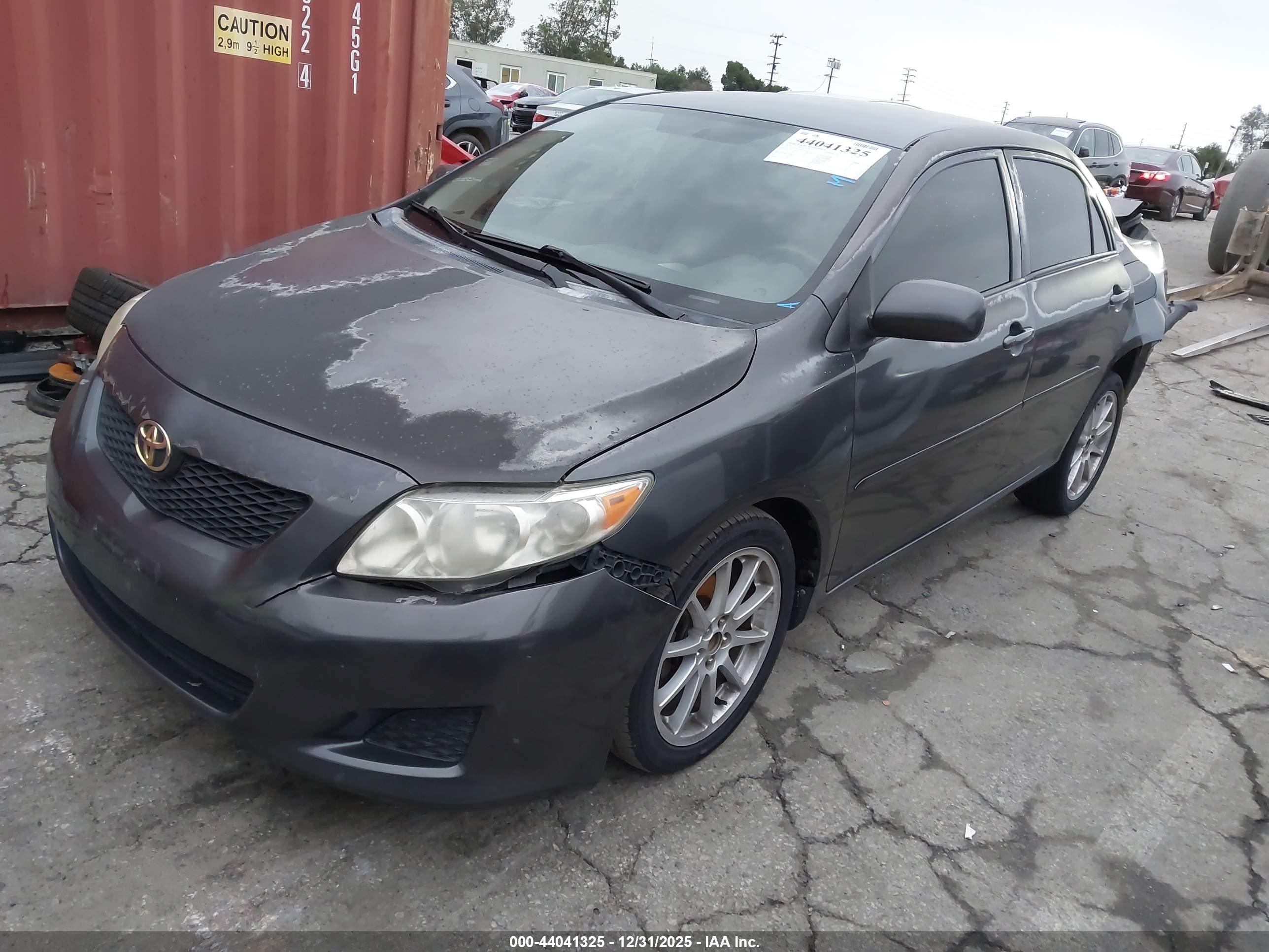 TOYOTA COROLLA image 2