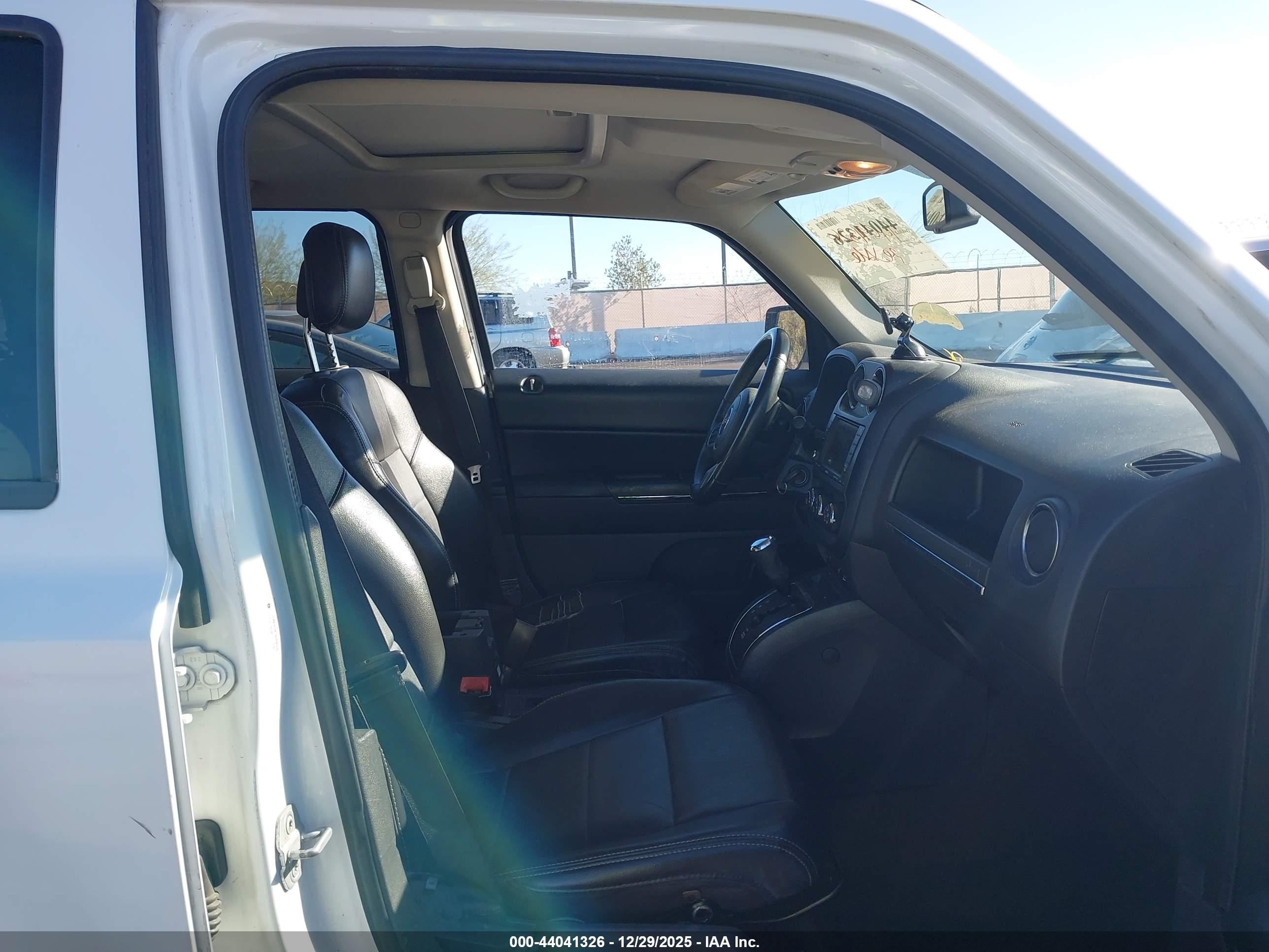 JEEP PATRIOT image 5