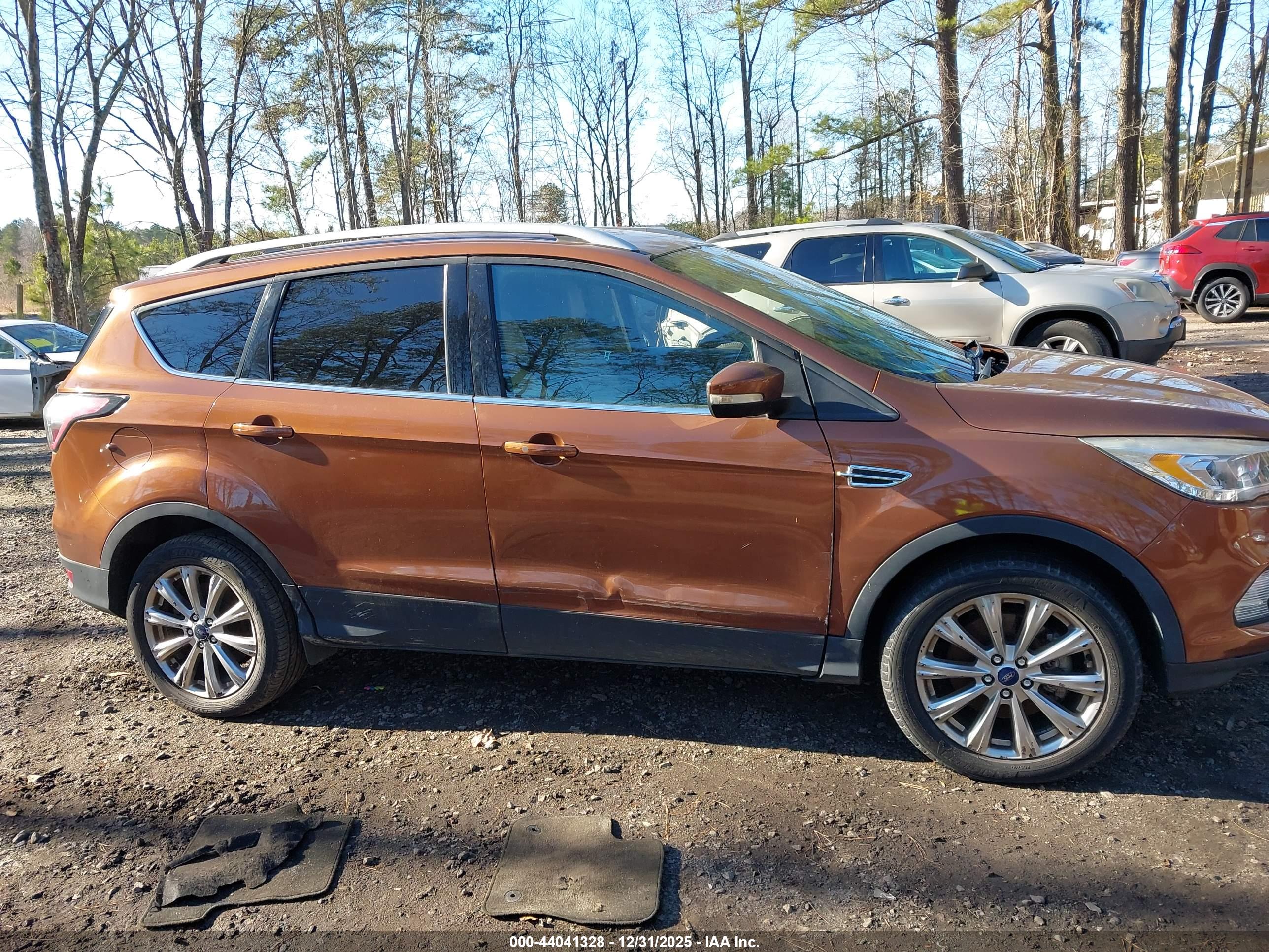FORD ESCAPE image 6