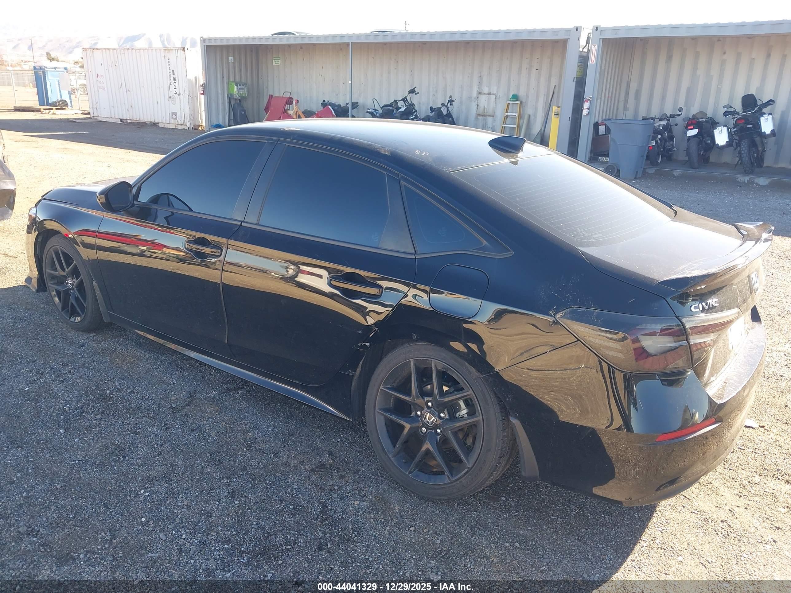 HONDA CIVIC image 3