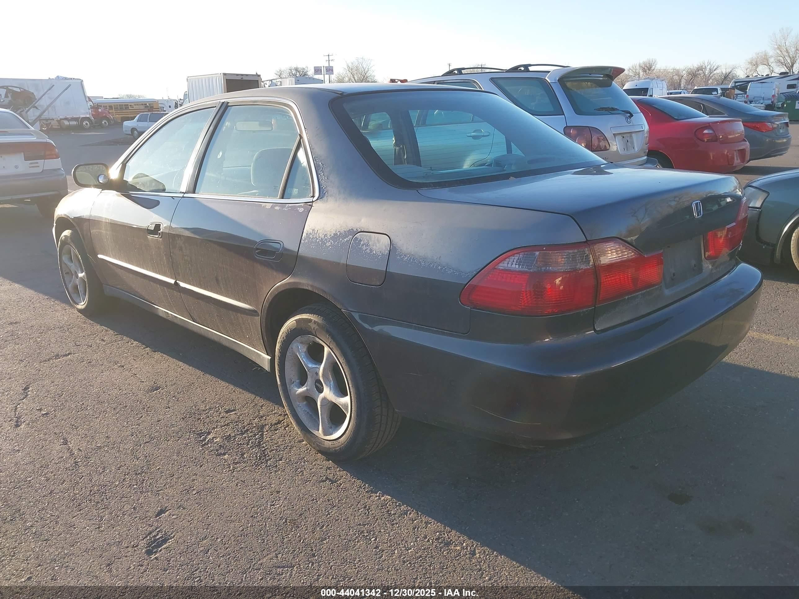 HONDA ACCORD image 3