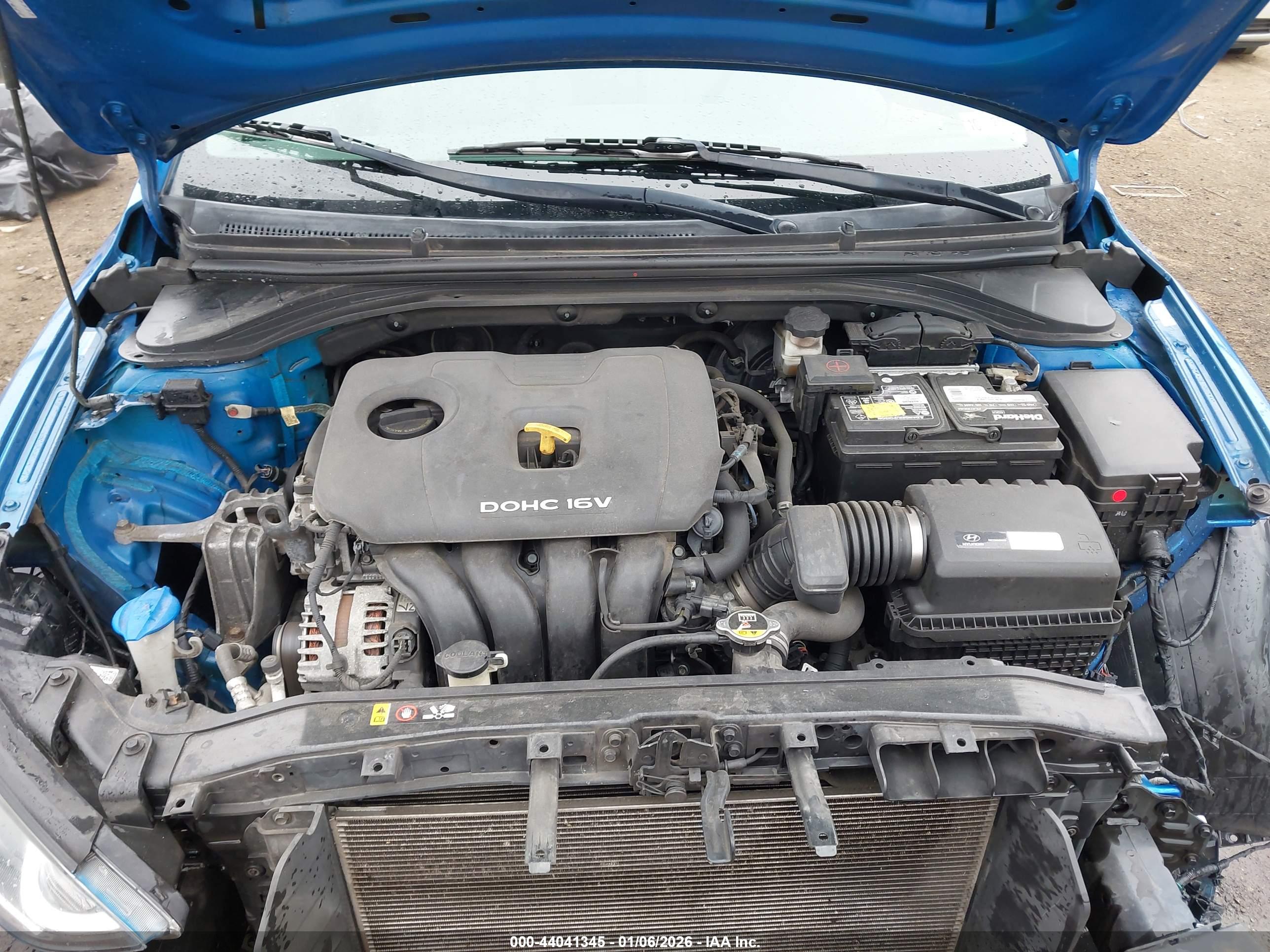 HYUNDAI ELANTRA image 10