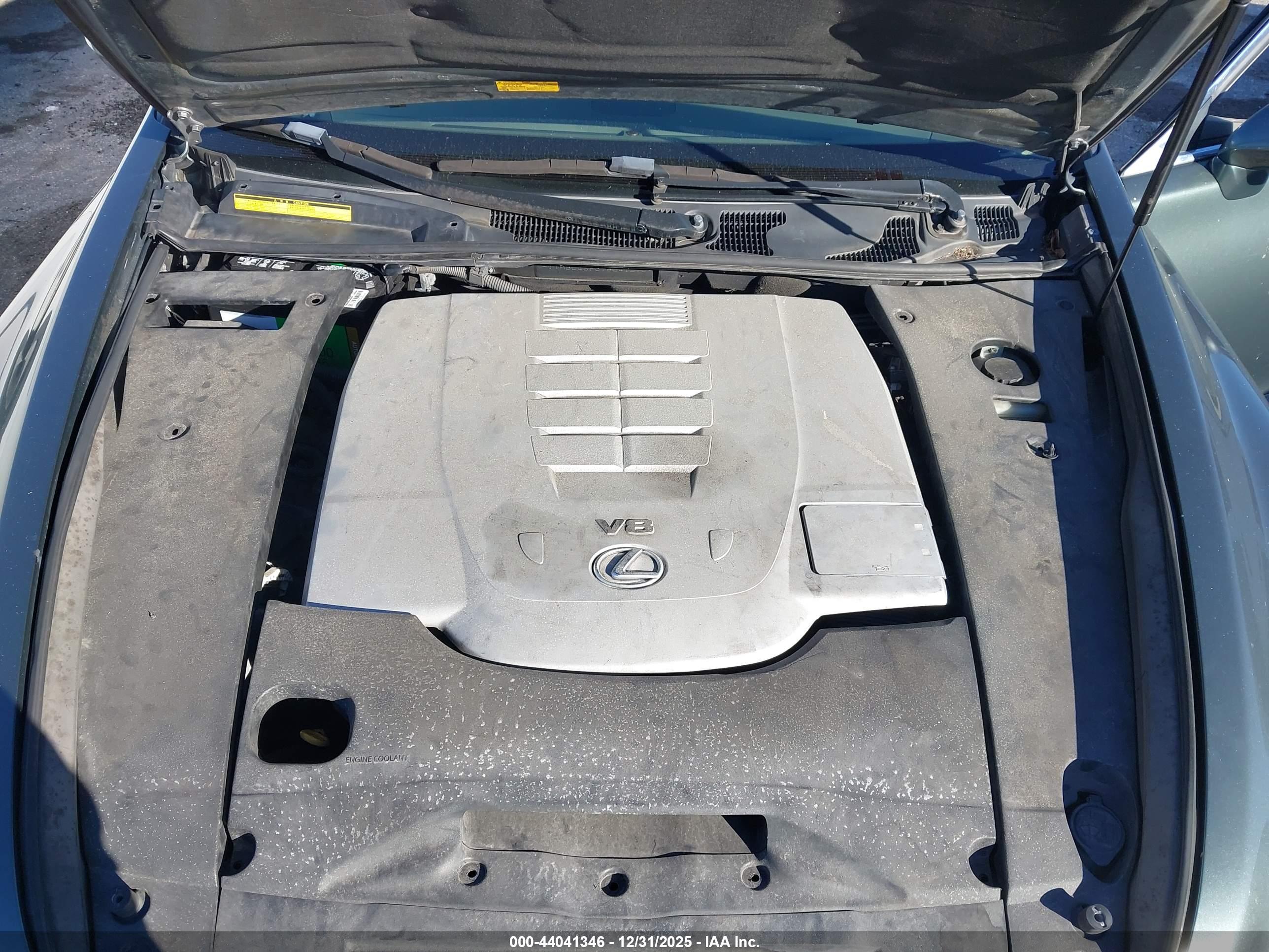 LEXUS LS image 10