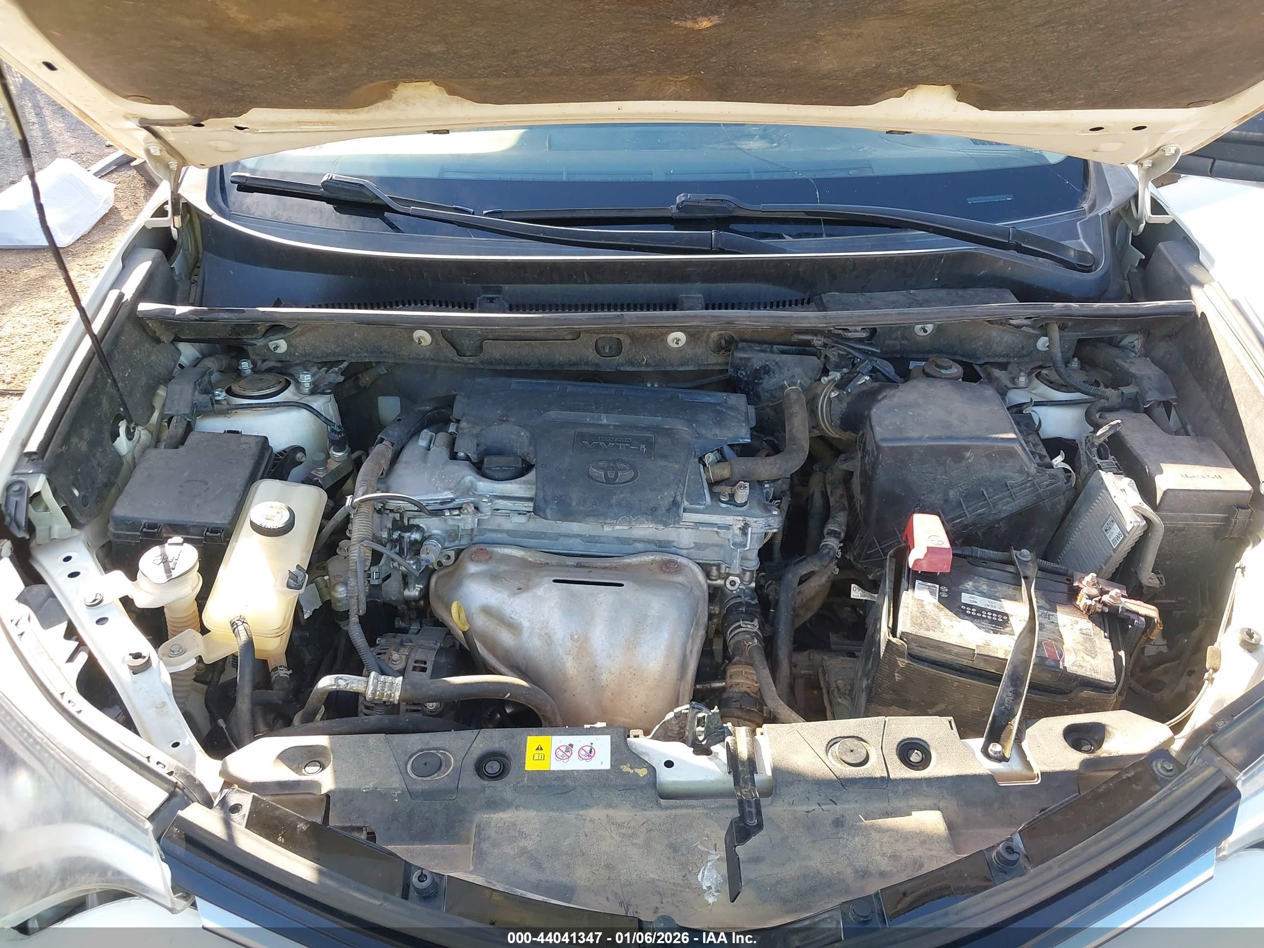 TOYOTA RAV4 image 10