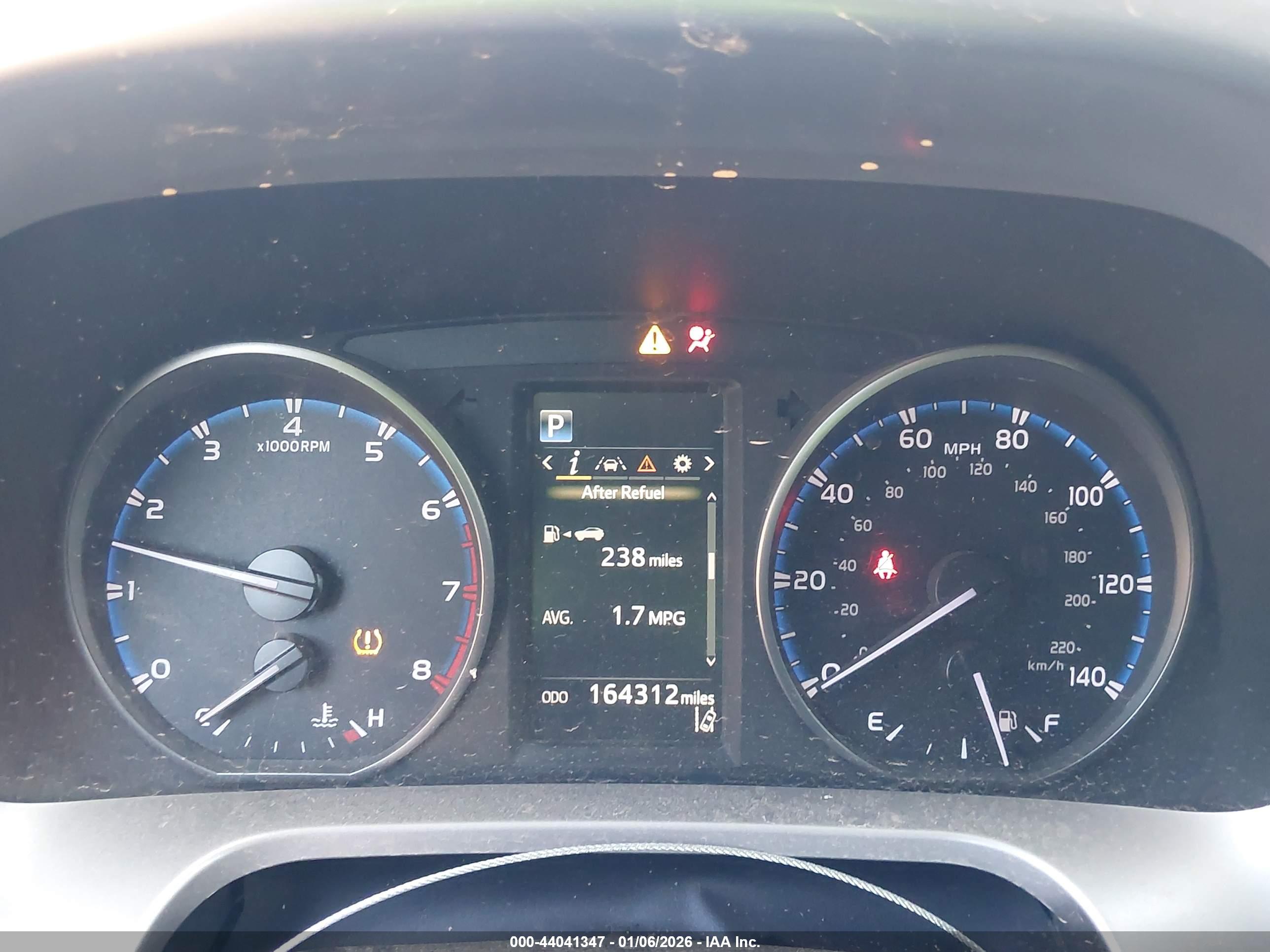 TOYOTA RAV4 image 7