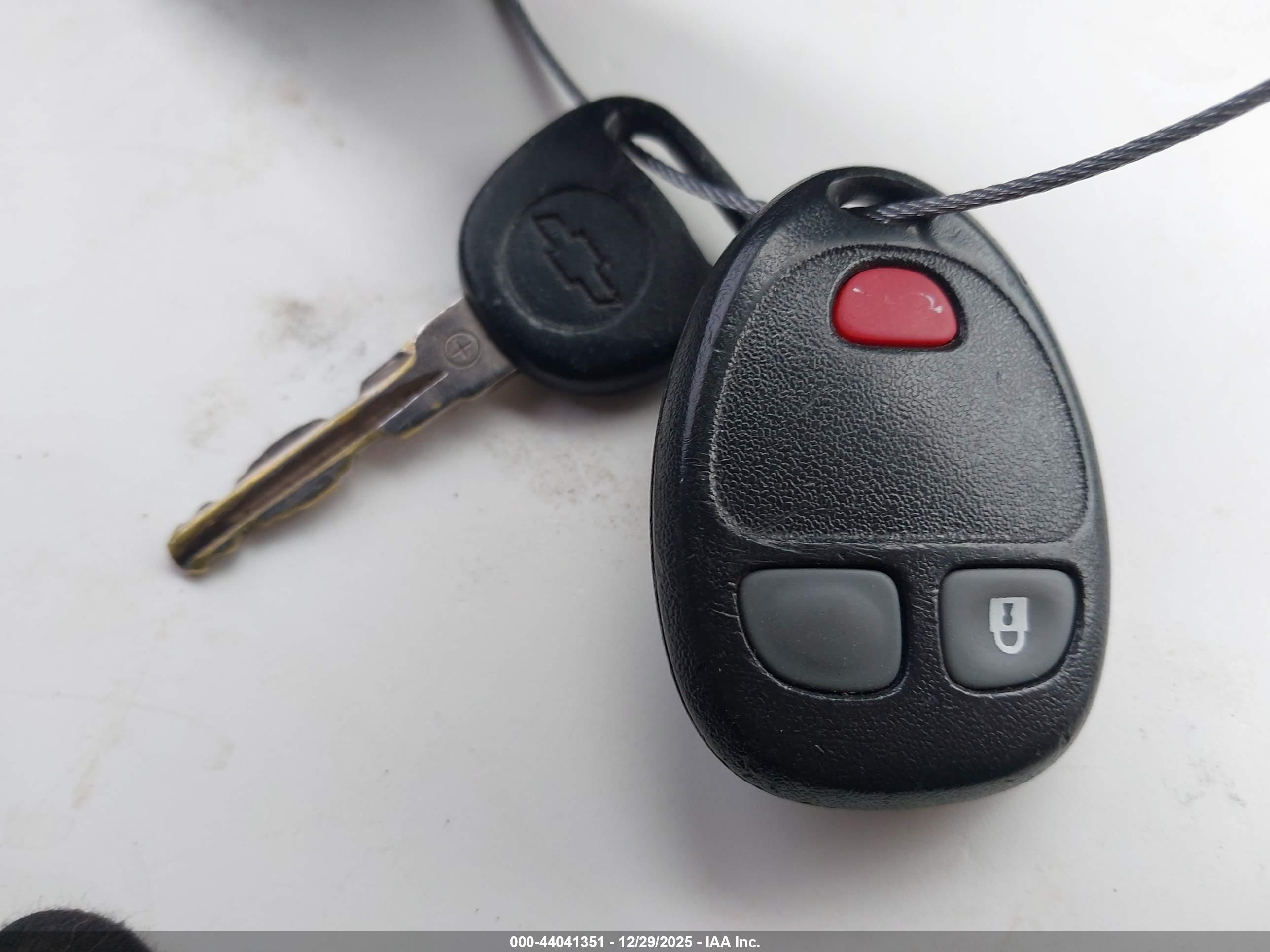 CHEVROLET EQUINOX image 11
