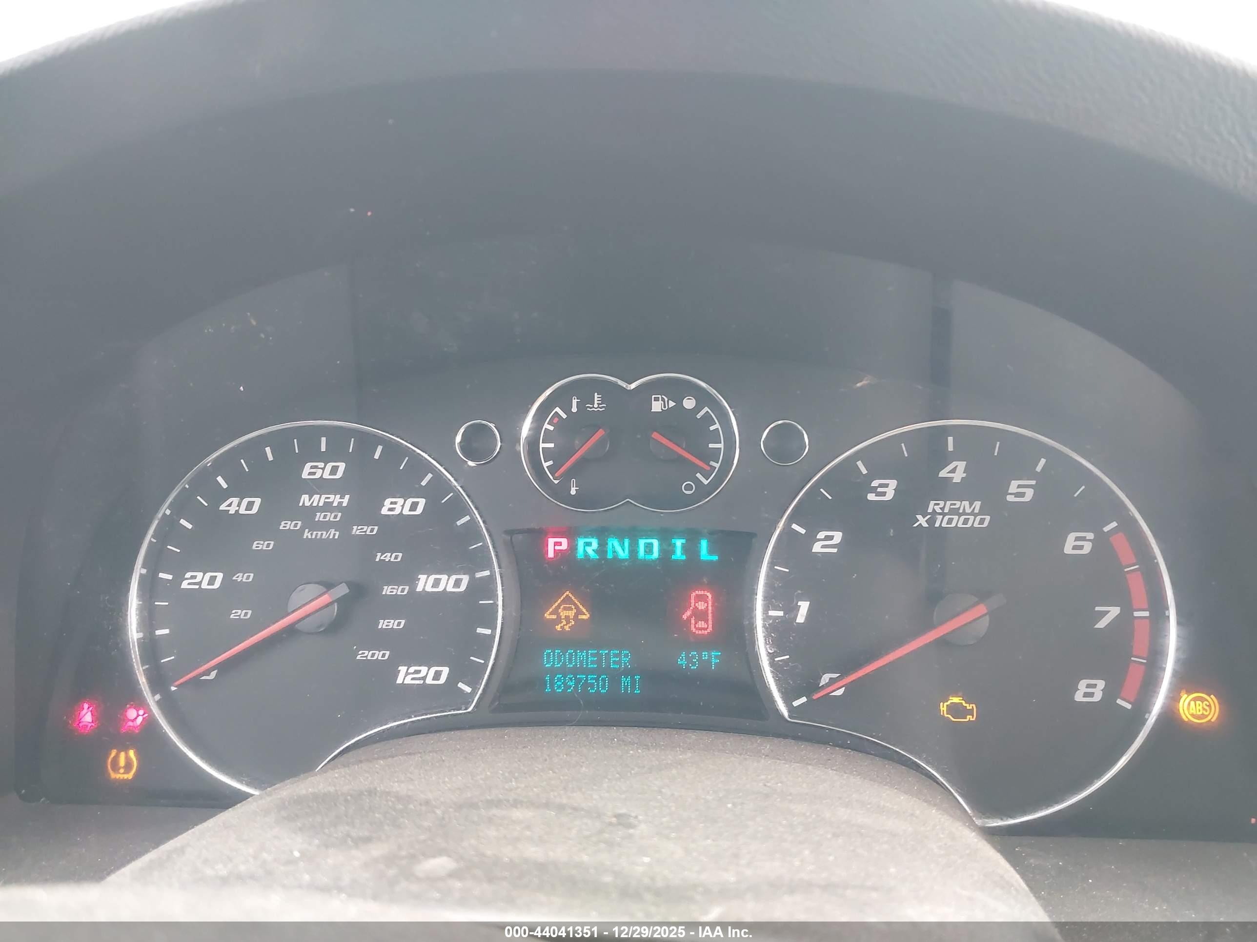 CHEVROLET EQUINOX image 7
