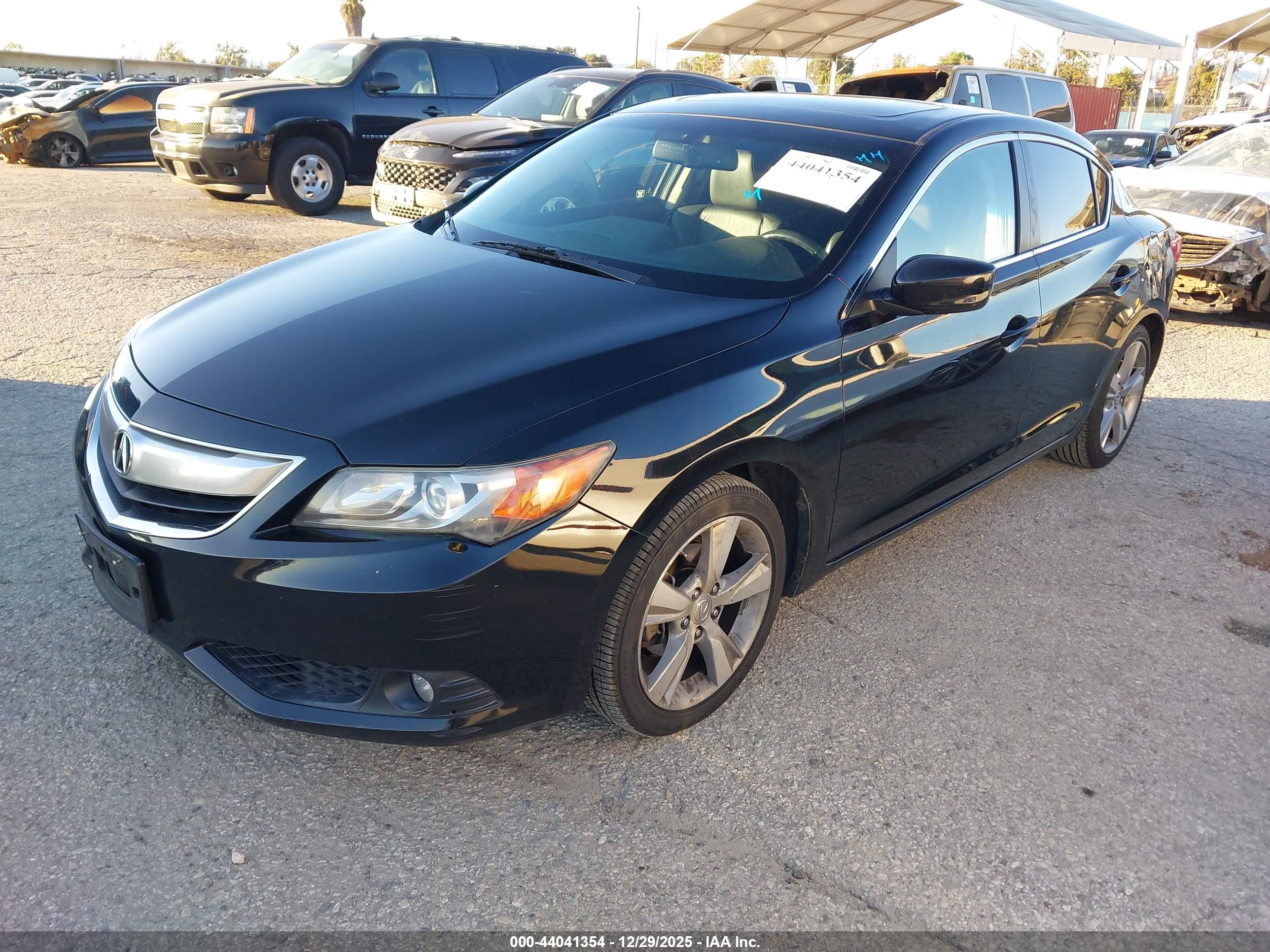 ACURA ILX image 2