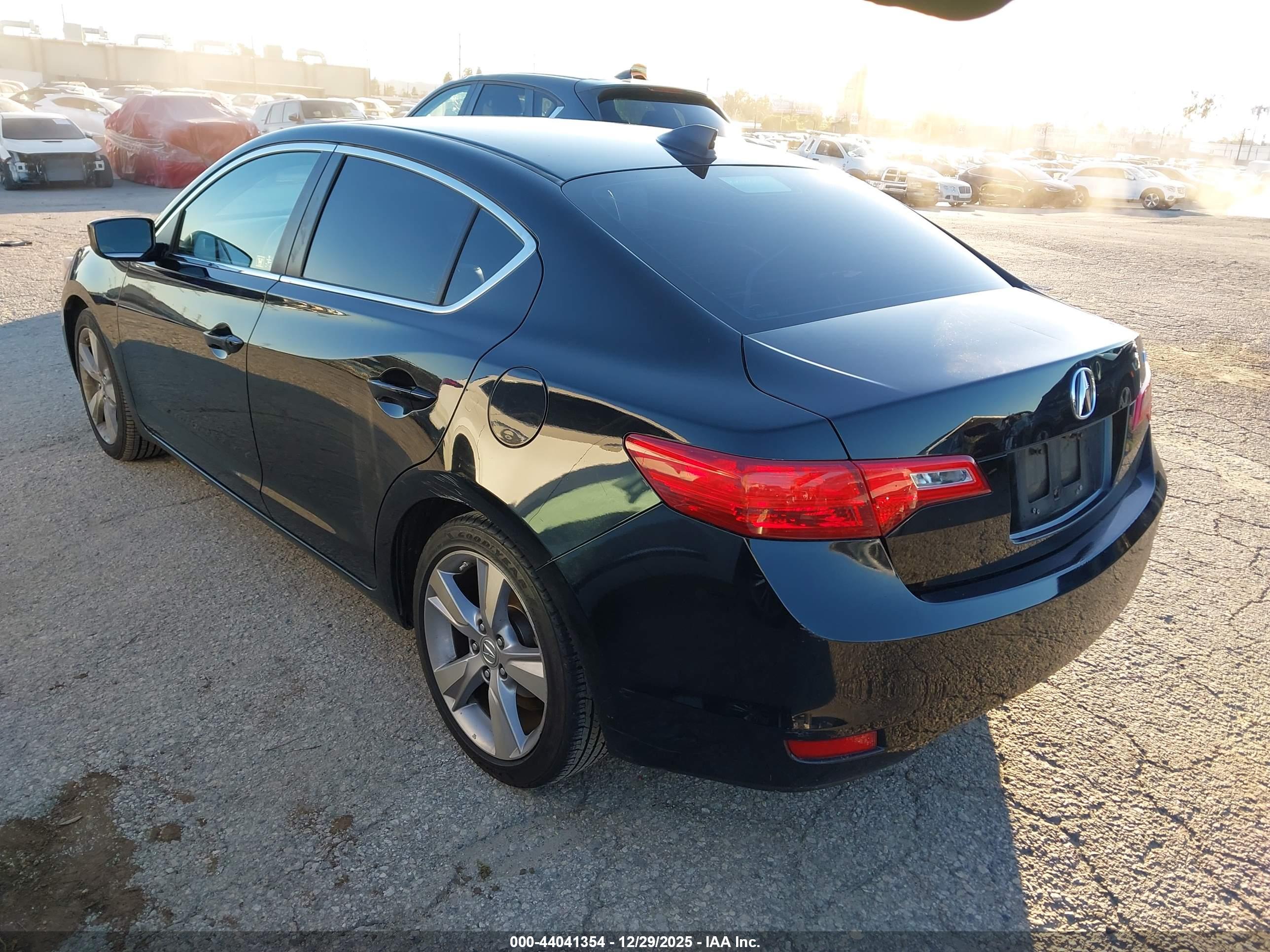 ACURA ILX image 3