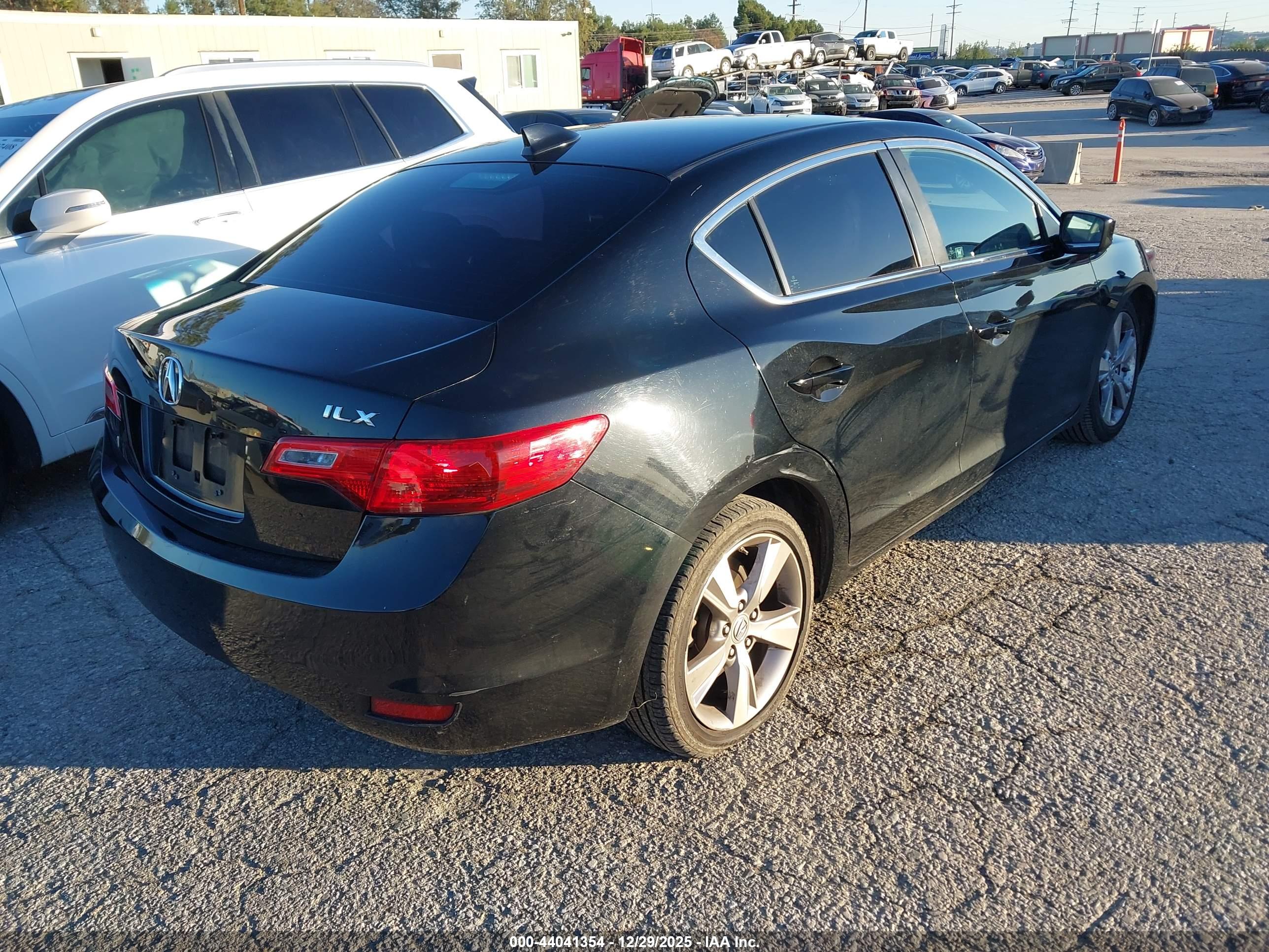ACURA ILX image 4