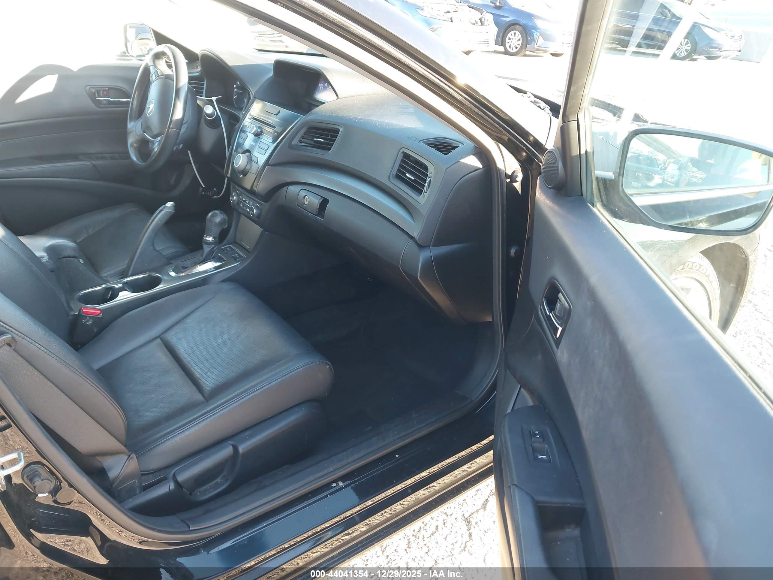 ACURA ILX image 5