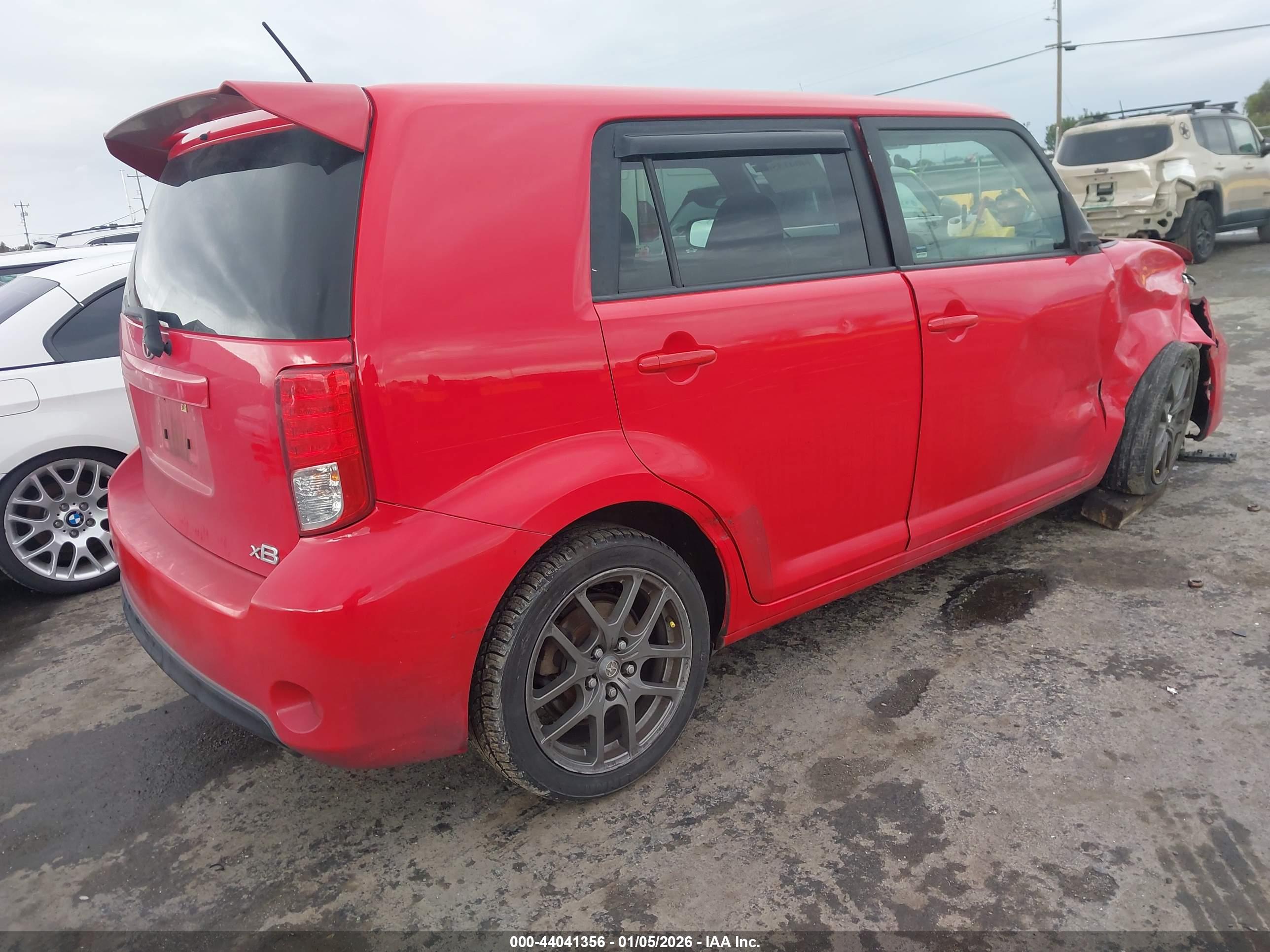 SCION XB image 4