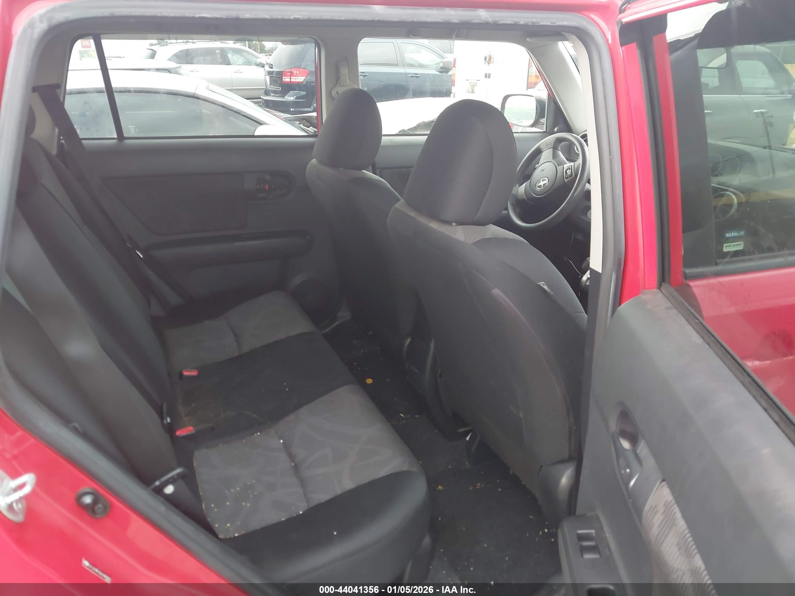 SCION XB image 8