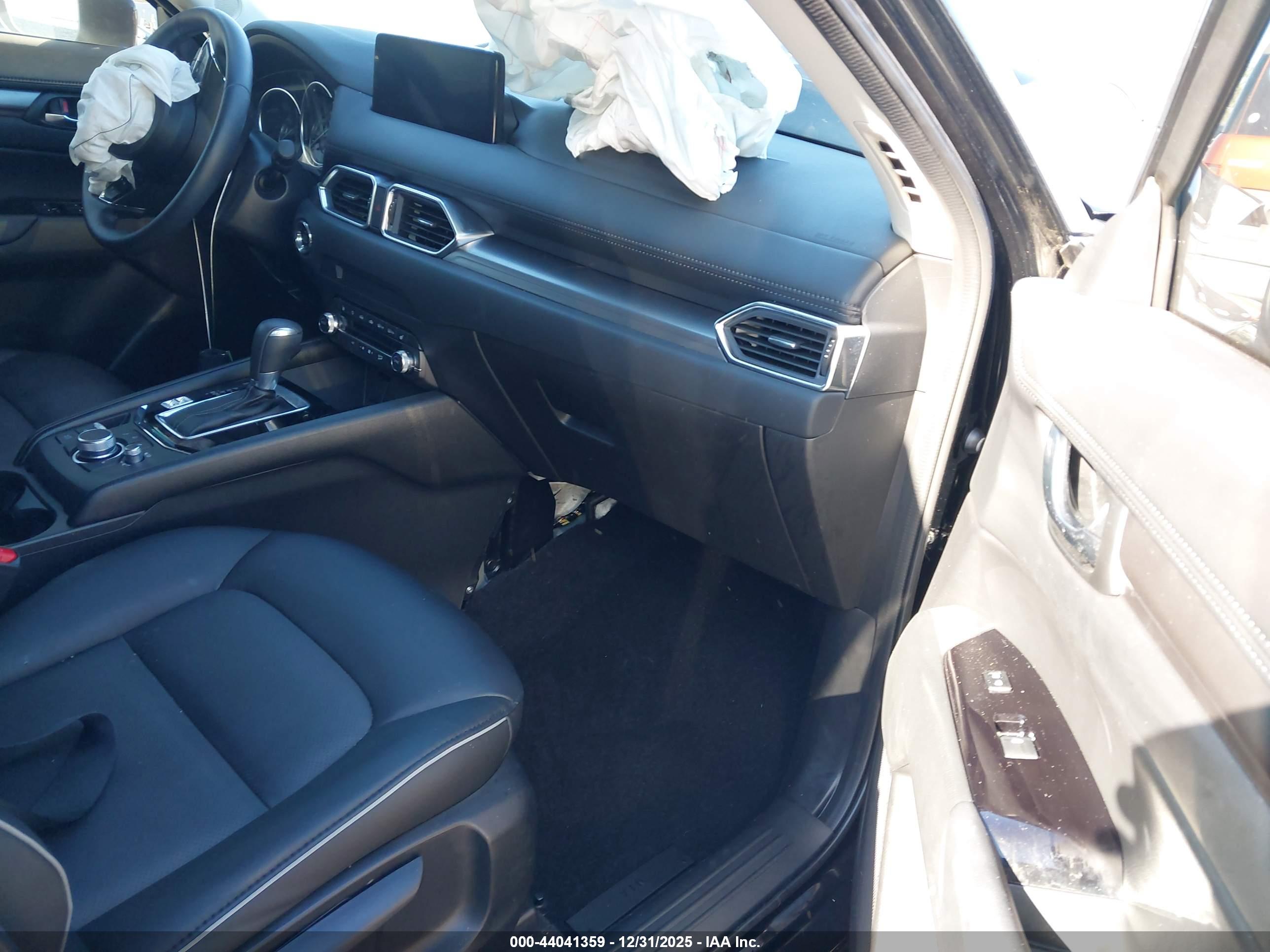 MAZDA CX-5 image 5