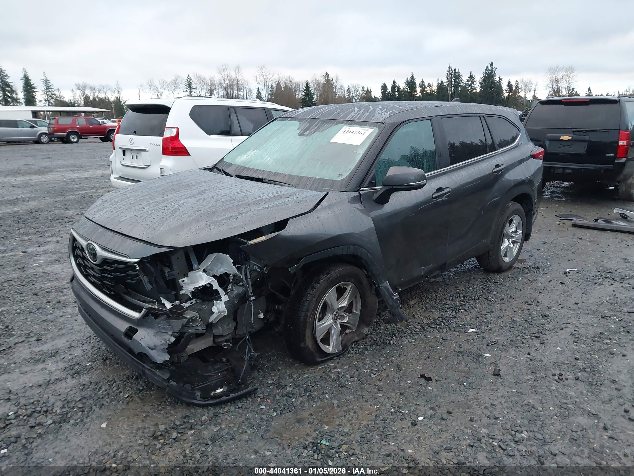 TOYOTA HIGHLANDER image 2