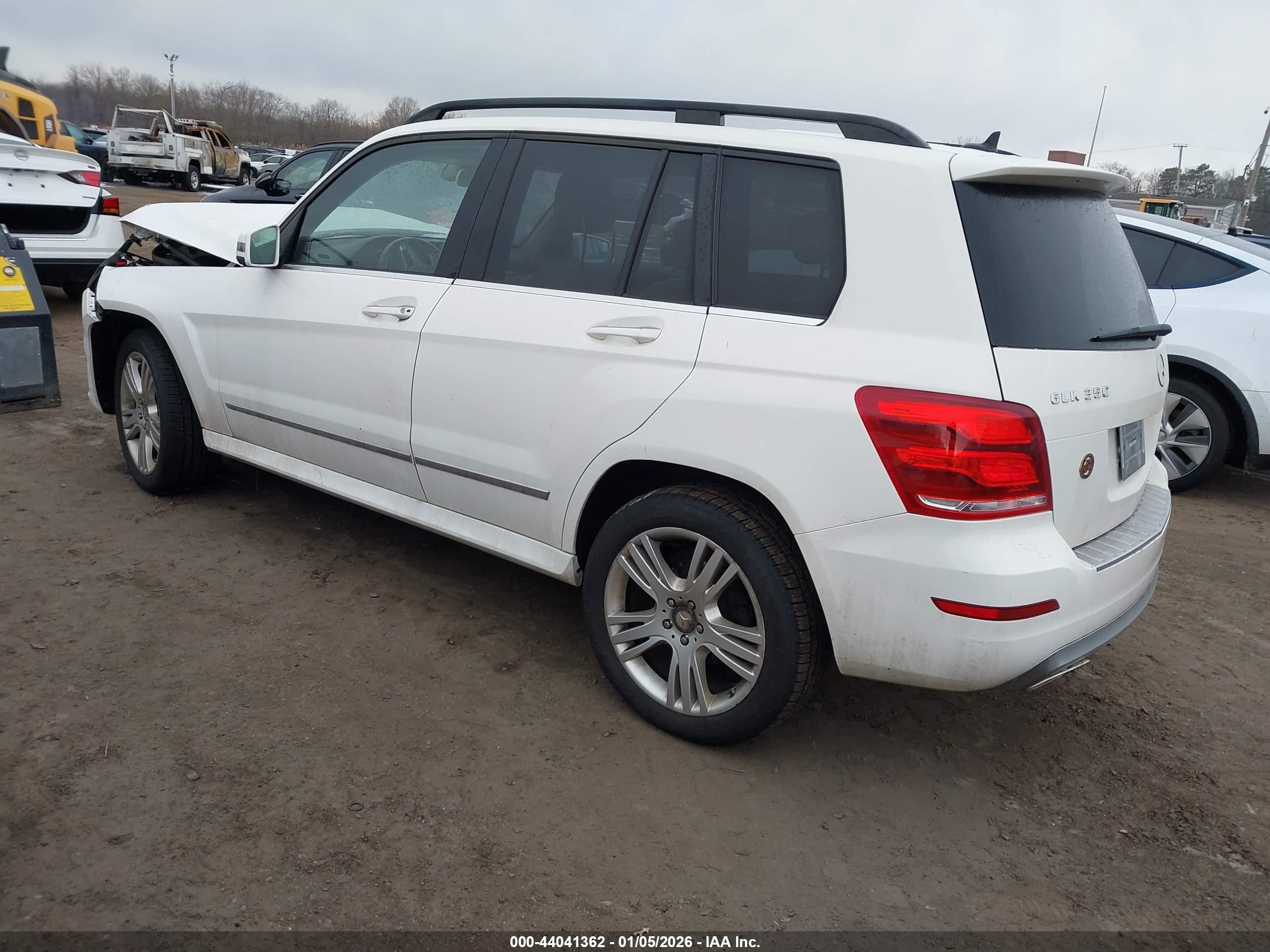 MERCEDES-BENZ GLK image 3