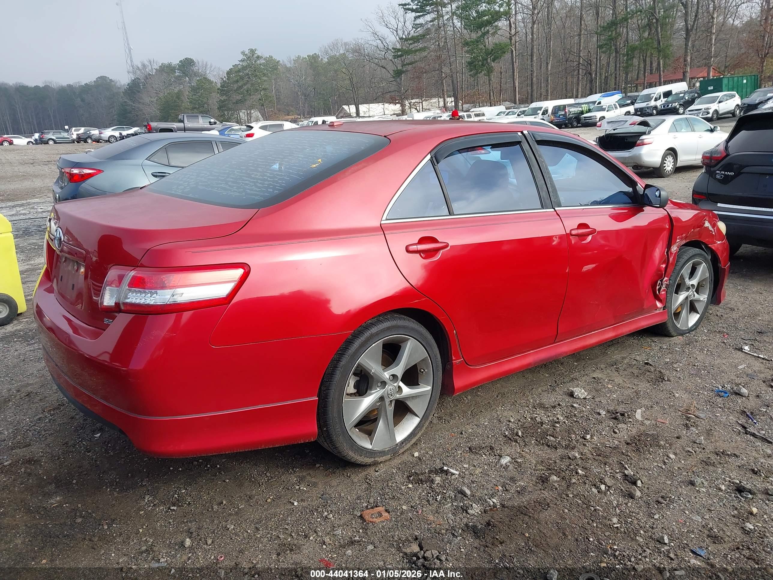 TOYOTA CAMRY image 4