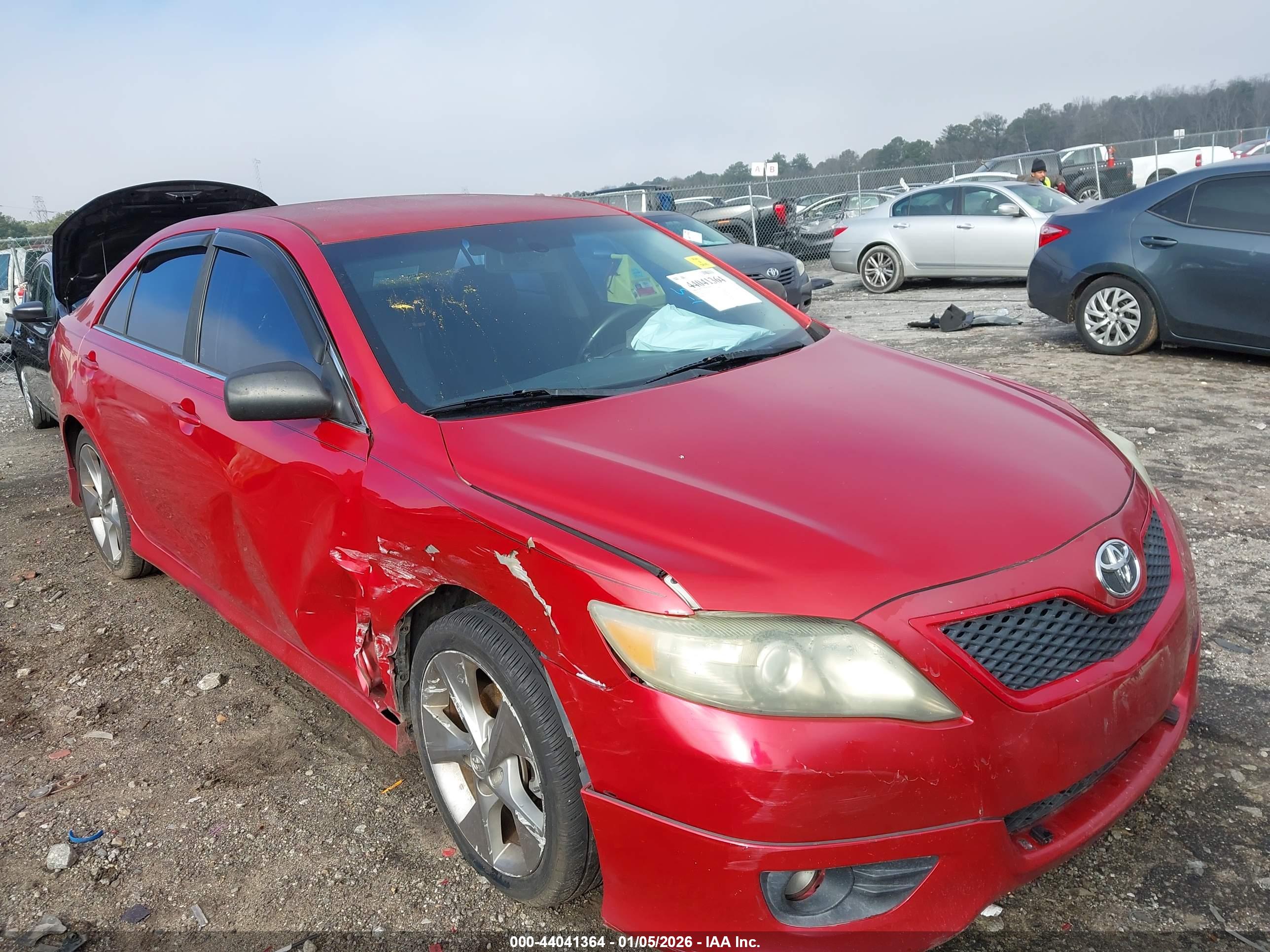 TOYOTA CAMRY image 6