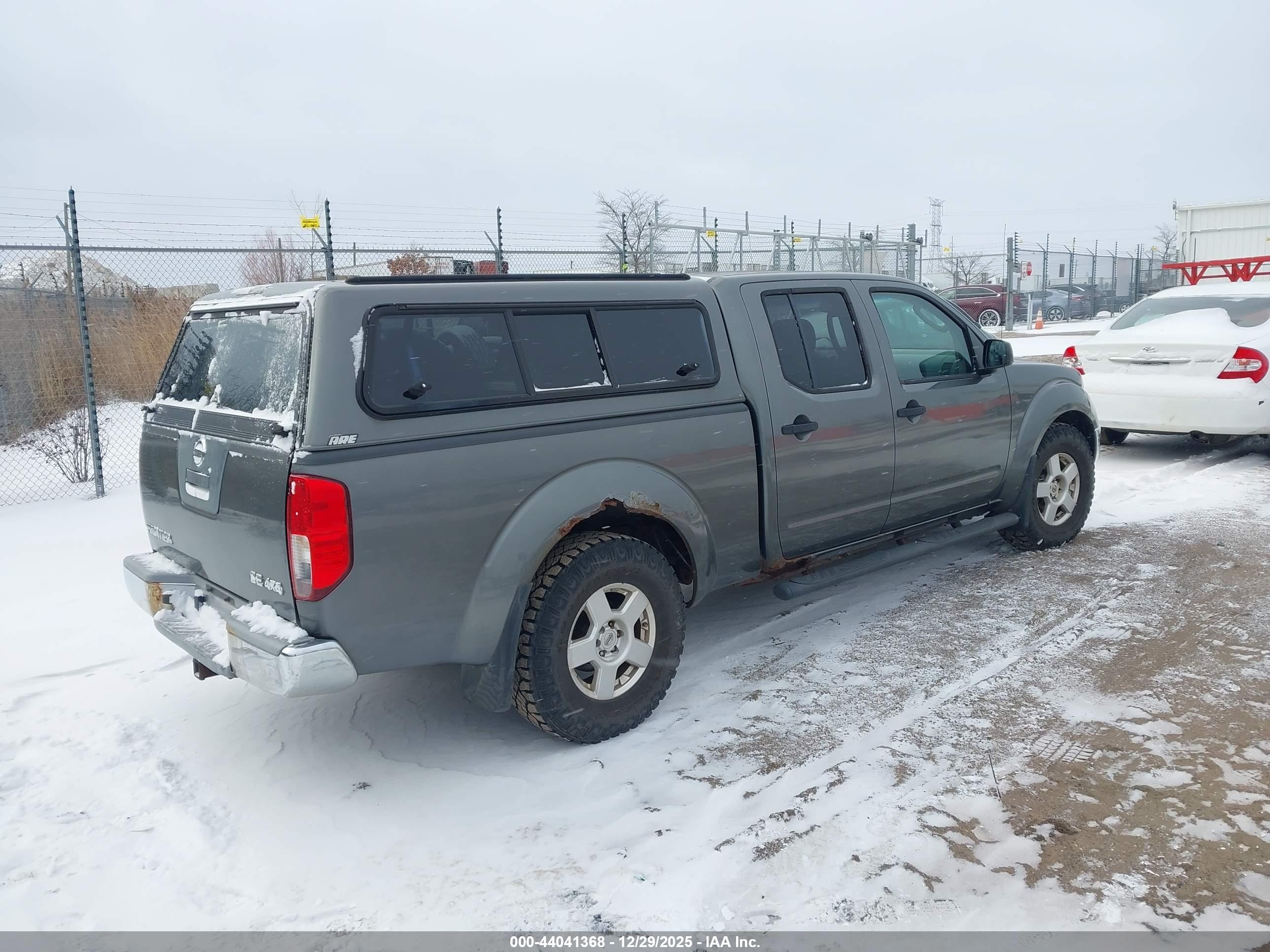 NISSAN FRONTIER image 4