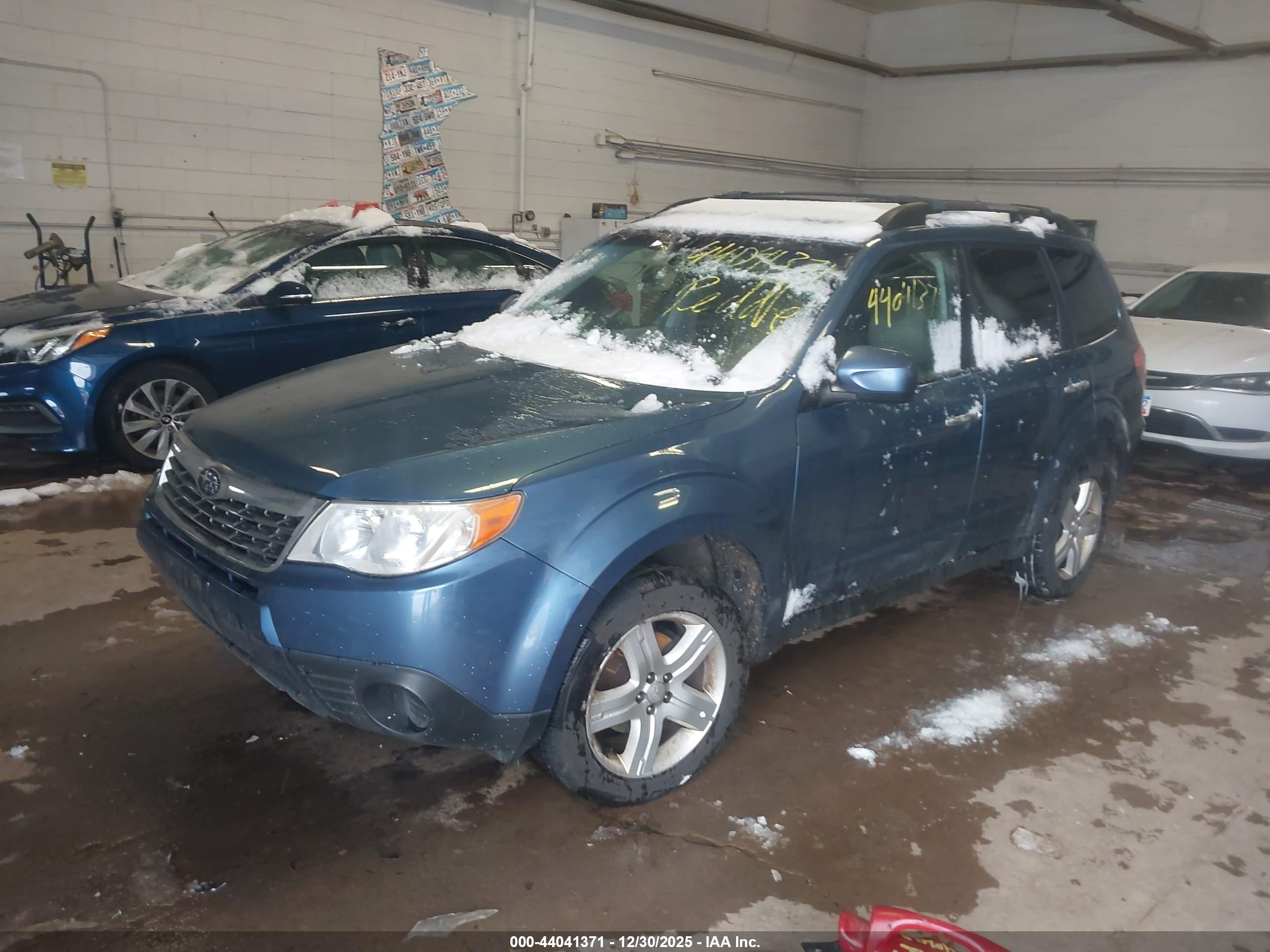 SUBARU FORESTER image 2