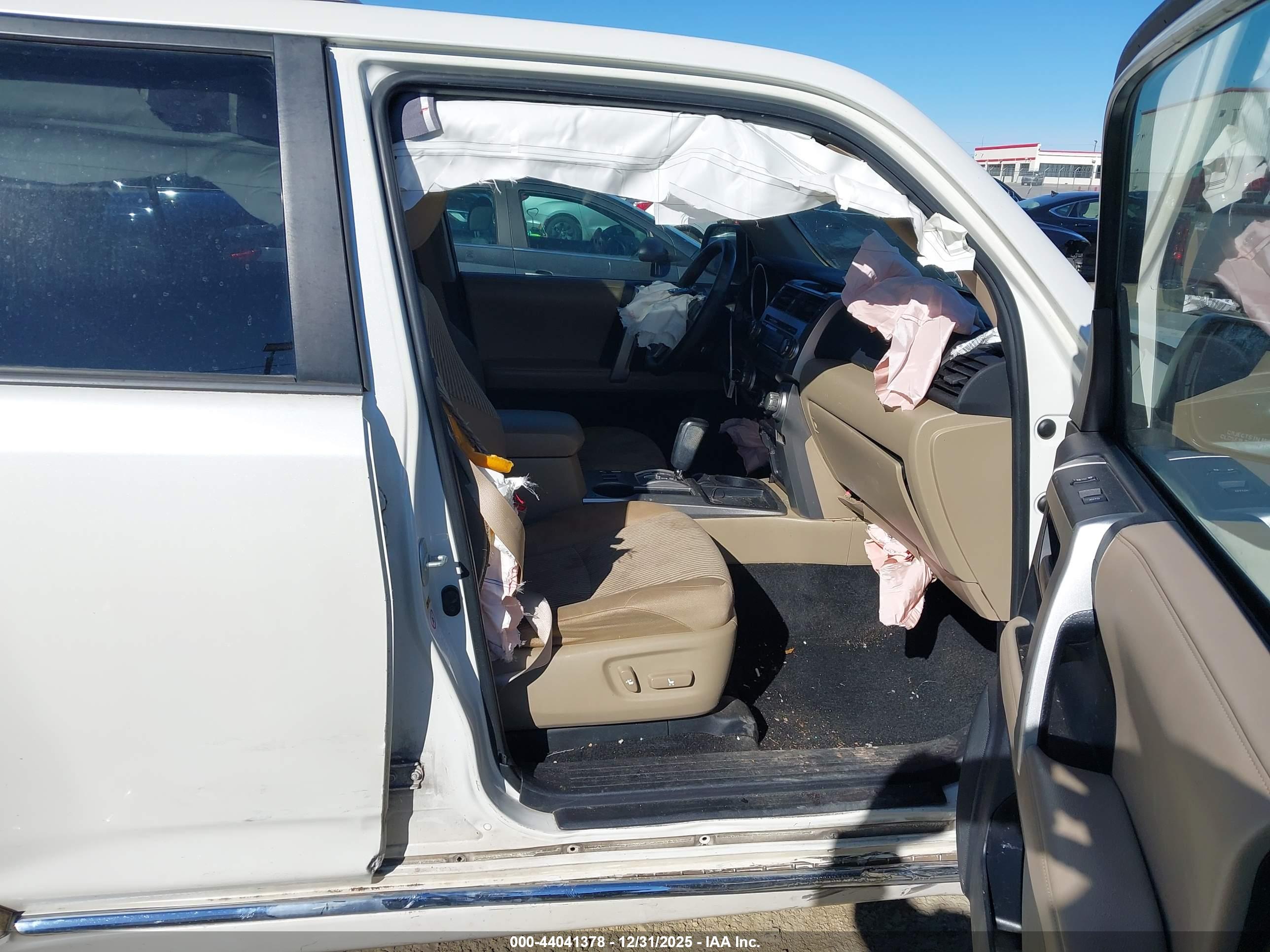 TOYOTA 4RUNNER image 5