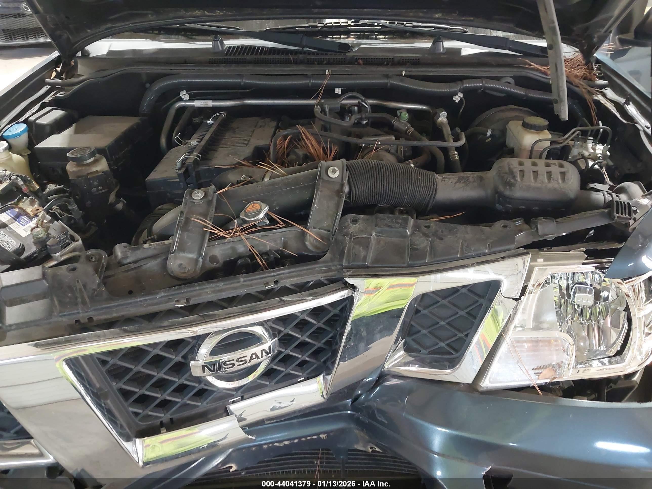 NISSAN FRONTIER image 10