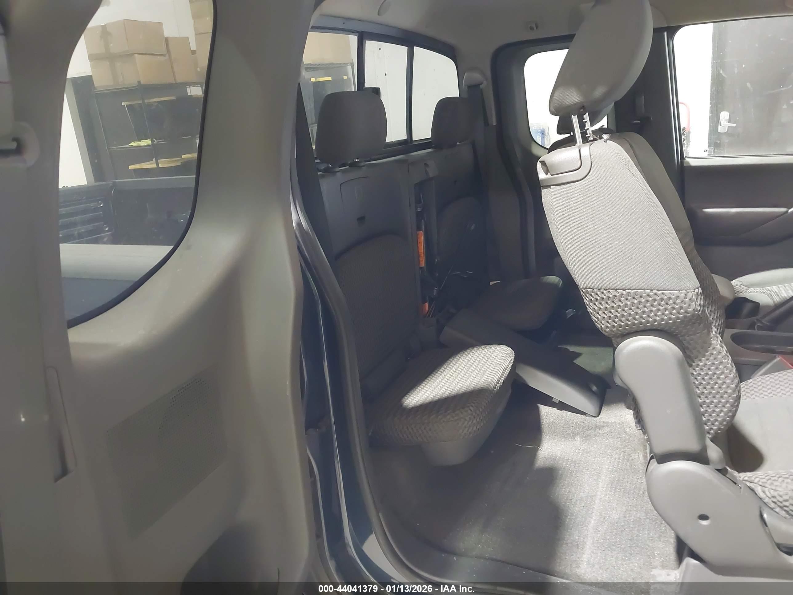 NISSAN FRONTIER image 8