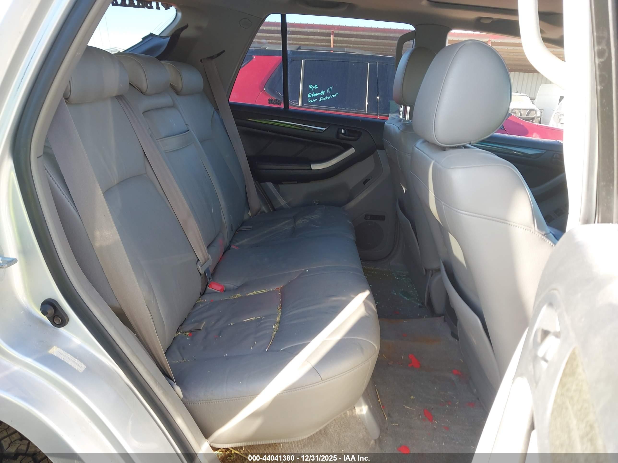 TOYOTA 4RUNNER image 8