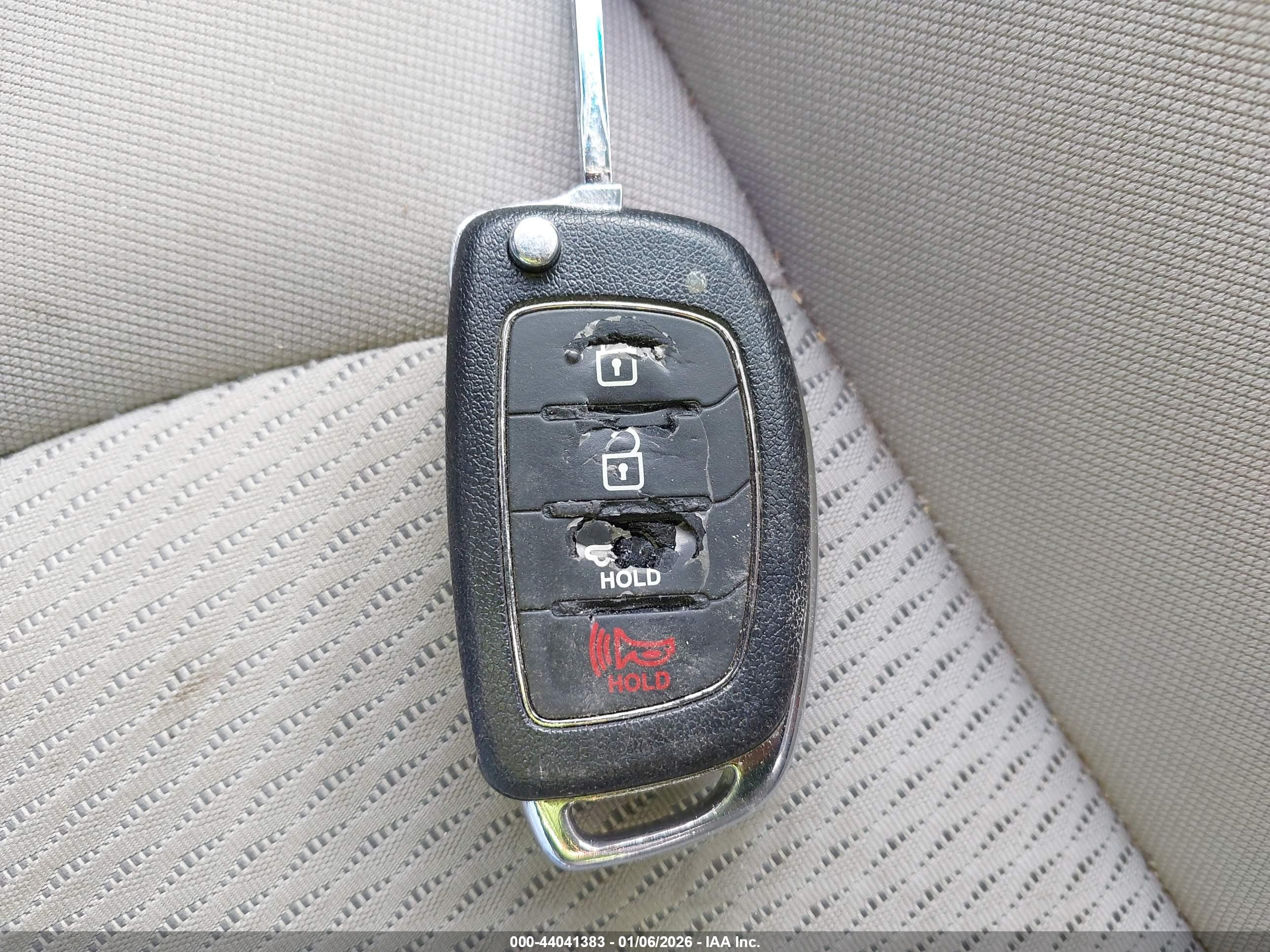 HYUNDAI SONATA image 11
